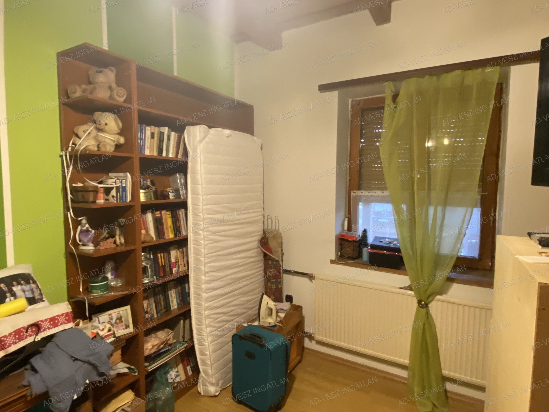 A fájl már létezik a célhelyen: import/kepek/vizjeles_5494479.jpg
Eladó Családi ház Dabas  110 m<sup>2</sup> 57.9 millió Ft