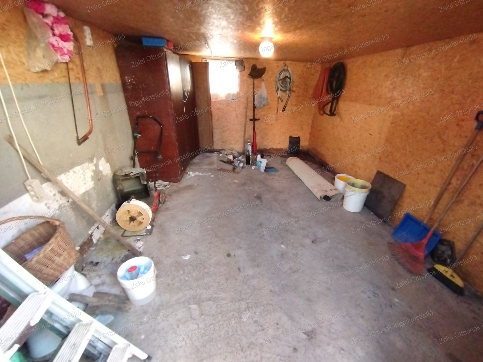 A fájl már létezik a célhelyen: import/kepek/vizjeles_5499237.jpg
For sale house Nagykanizsa  47 m<sup>2</sup> 24.5 millió Ft