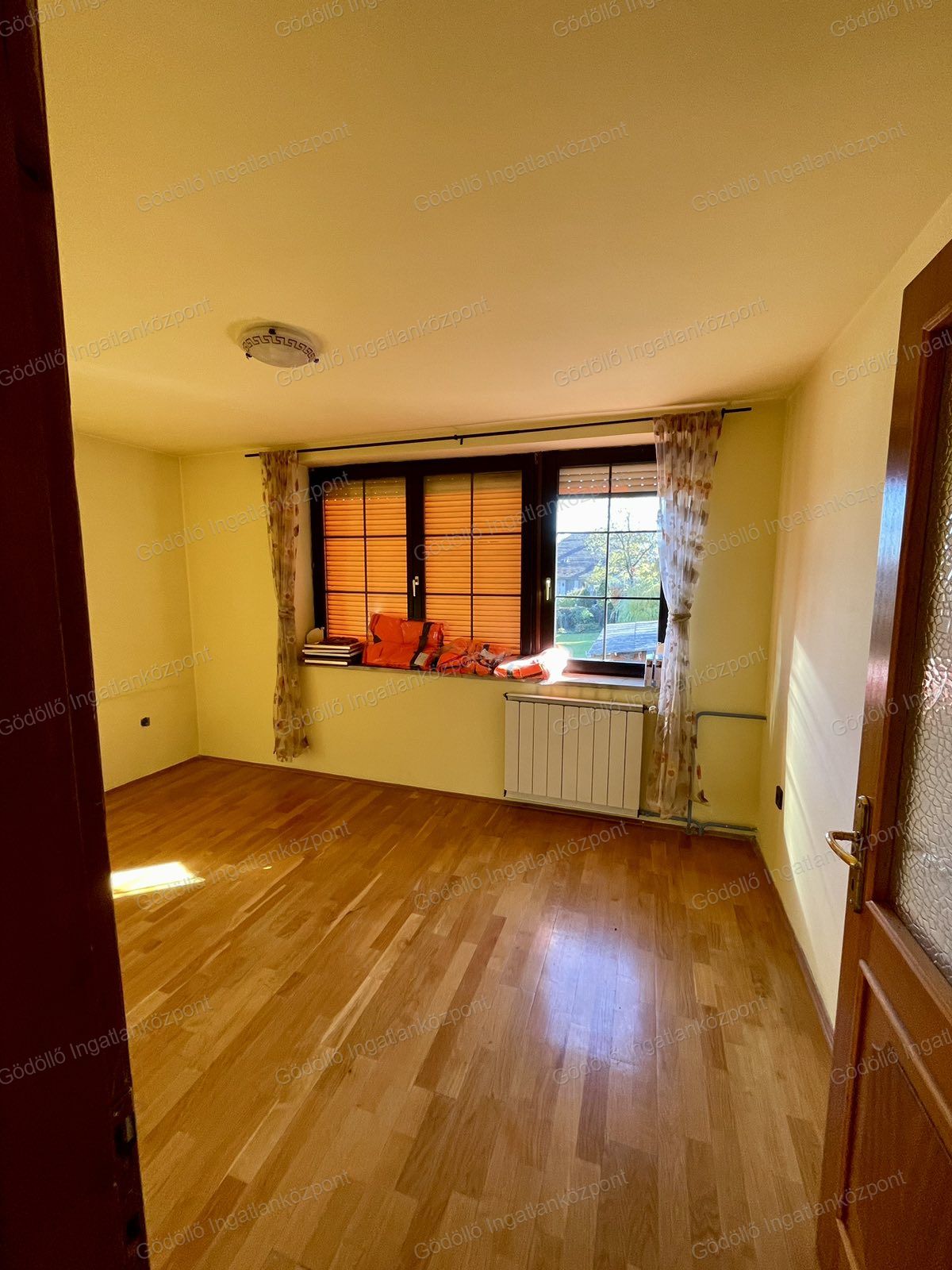 A fájl nem létezik a célhelyen: import/kepek/vizjeles_5512874.jpg. Másolás...
Kép sikeresen importálvaEladó Családi ház Gödöllő  341 m<sup>2</sup> 215 millió Ft