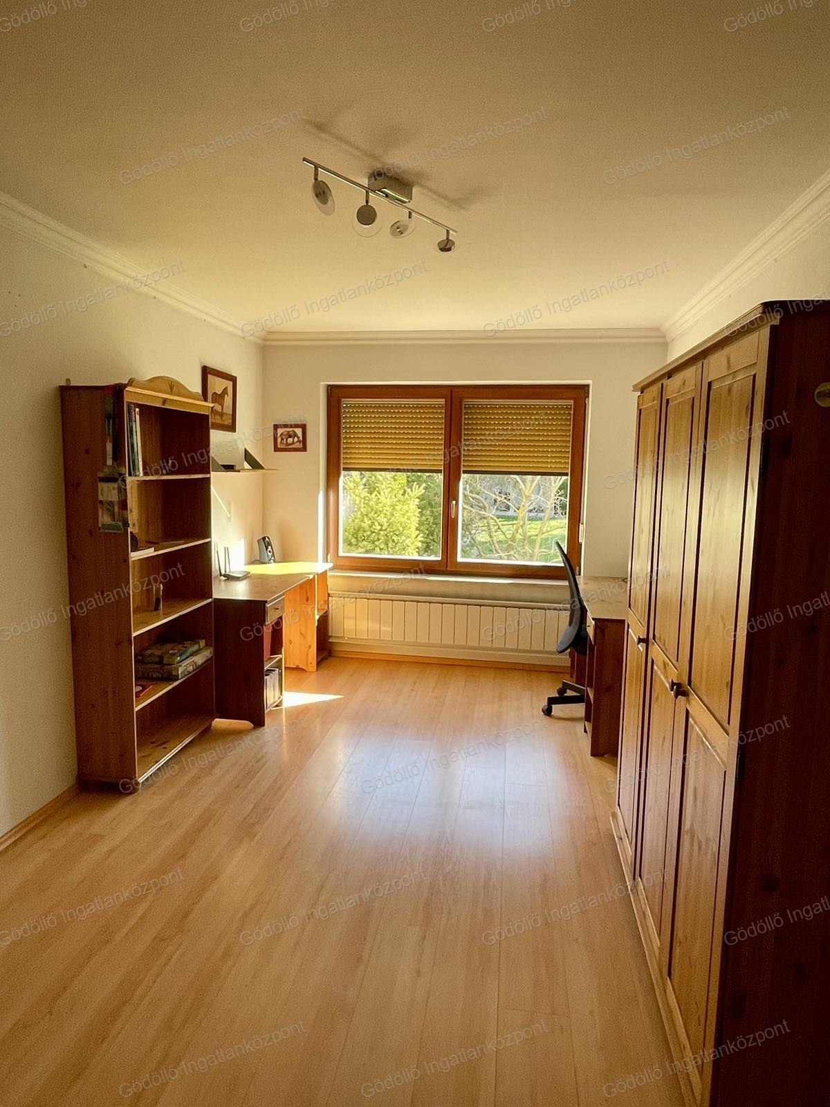 A fájl nem létezik a célhelyen: import/kepek/vizjeles_5512879.jpg. Másolás...
Kép sikeresen importálvaEladó Családi ház Gödöllő  341 m<sup>2</sup> 215 millió Ft