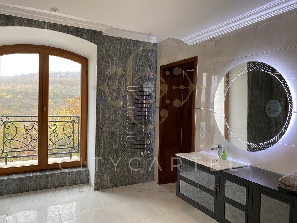 A fájl már létezik a célhelyen: import/kepek/vizjeles_5516174.jpg
Eladó Villa, kastély, kúria Budajenő  1200 m<sup>2</sup> 7200000 EUR