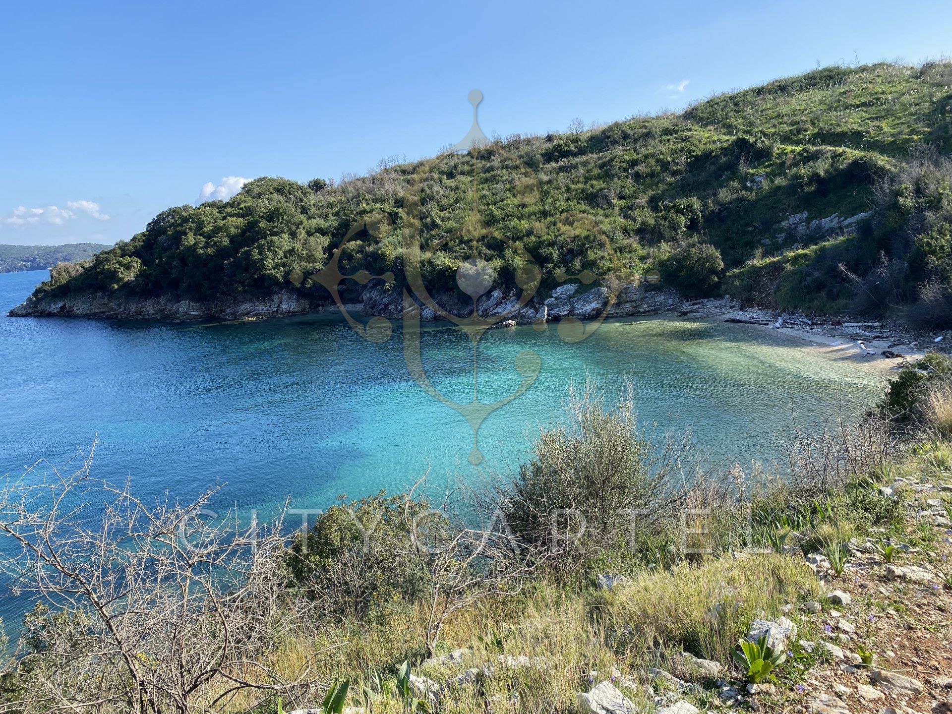 A fájl már létezik a célhelyen: import/kepek/vizjeles_5518315.jpg
For sale flat   46 m<sup>2</sup> 185000 EUR