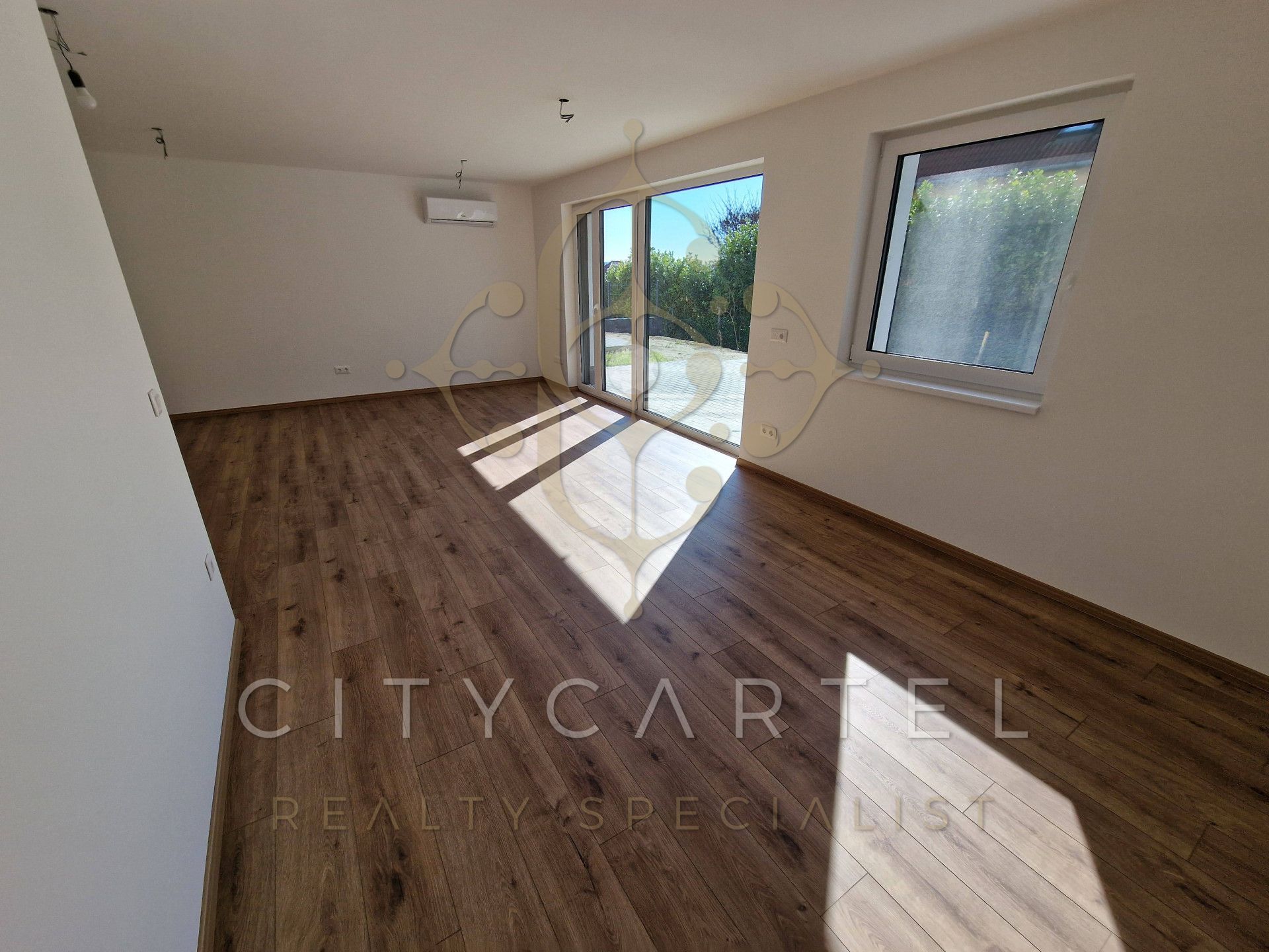A fájl már létezik a célhelyen: import/kepek/vizjeles_5518752.jpg
For sale flat Fonyód  75 m<sup>2</sup> 99 millió Ft