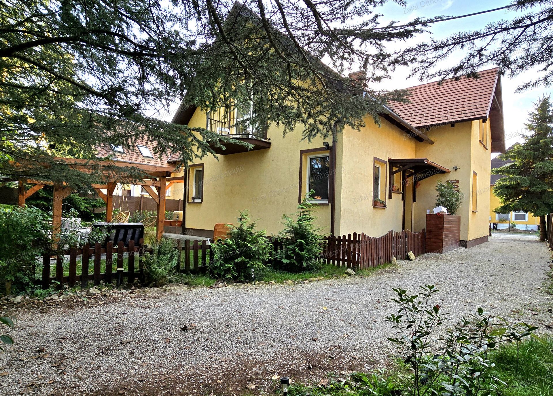 A fájl már létezik a célhelyen: import/kepek/vizjeles_5524740.jpg
For sale house Kehidakustány  248 m<sup>2</sup> 94.9 millió Ft