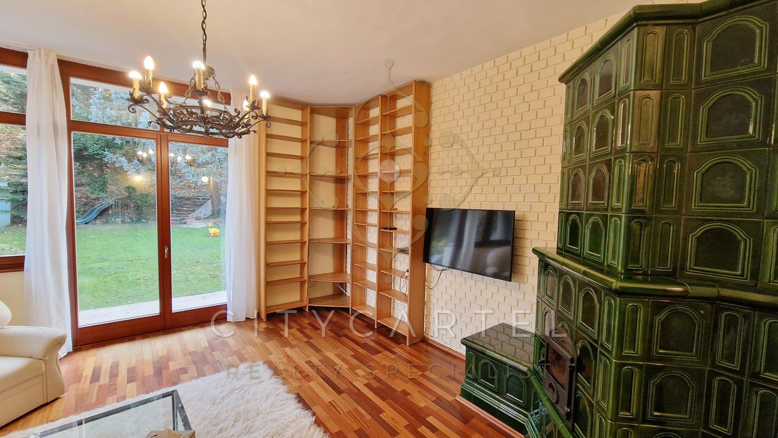 A fájl már létezik a célhelyen: import/kepek/vizjeles_5525565.jpg
For sale flat Budapest, XII. kerület  170 m<sup>2</sup> 1800 EUR
