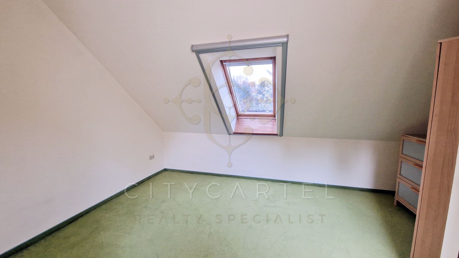 A fájl már létezik a célhelyen: import/kepek/vizjeles_5525568.jpg
For sale flat Budapest, XII. kerület  170 m<sup>2</sup> 1800 EUR