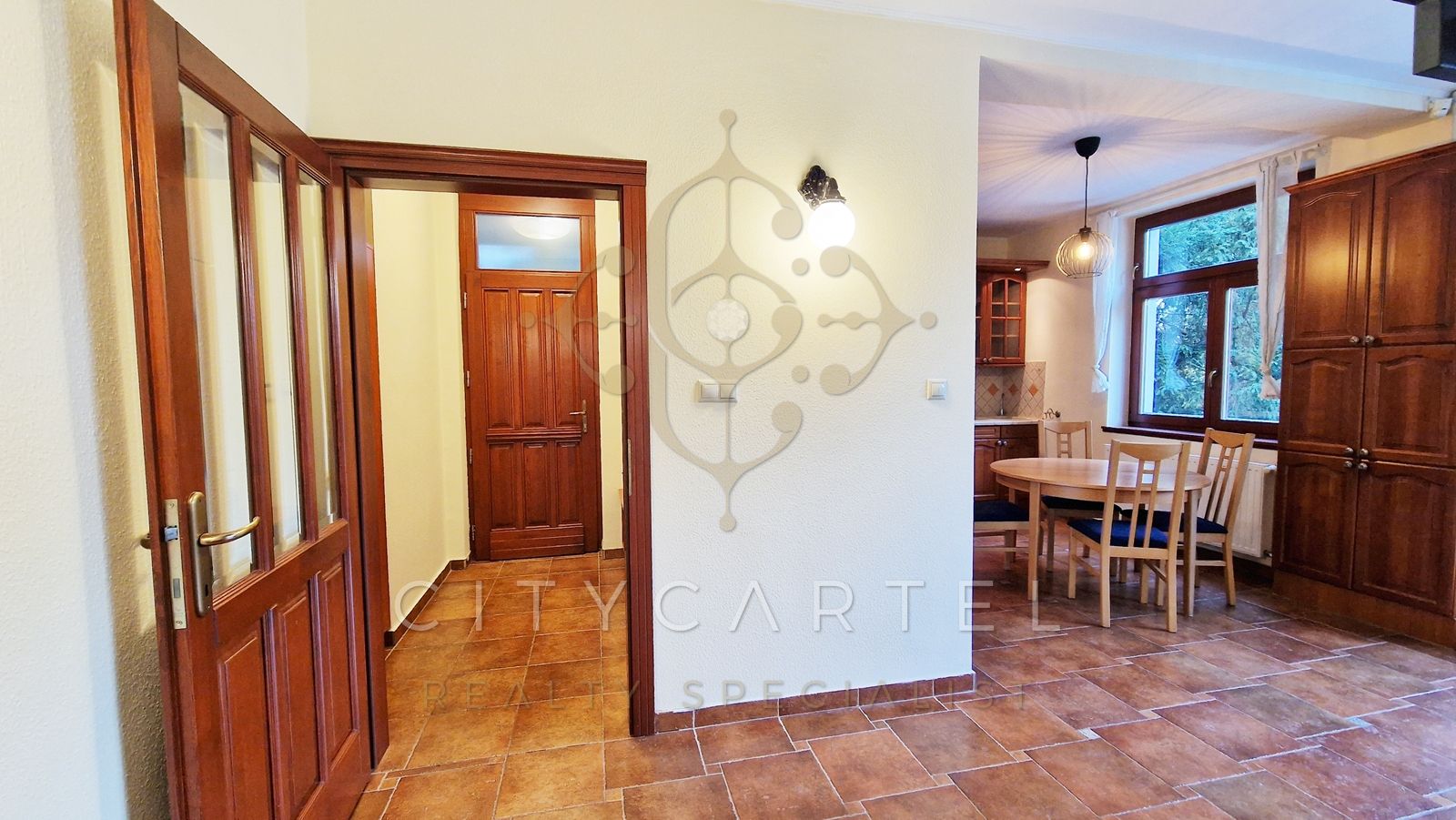 A fájl már létezik a célhelyen: import/kepek/vizjeles_5525572.jpg
For sale flat Budapest, XII. kerület  170 m<sup>2</sup> 1800 EUR