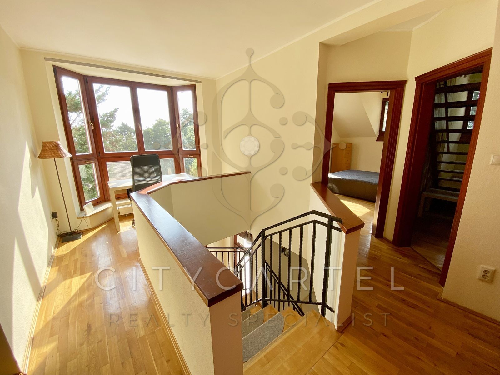 A fájl már létezik a célhelyen: import/kepek/vizjeles_5525575.jpg
For sale flat Budapest, XII. kerület  170 m<sup>2</sup> 1800 EUR