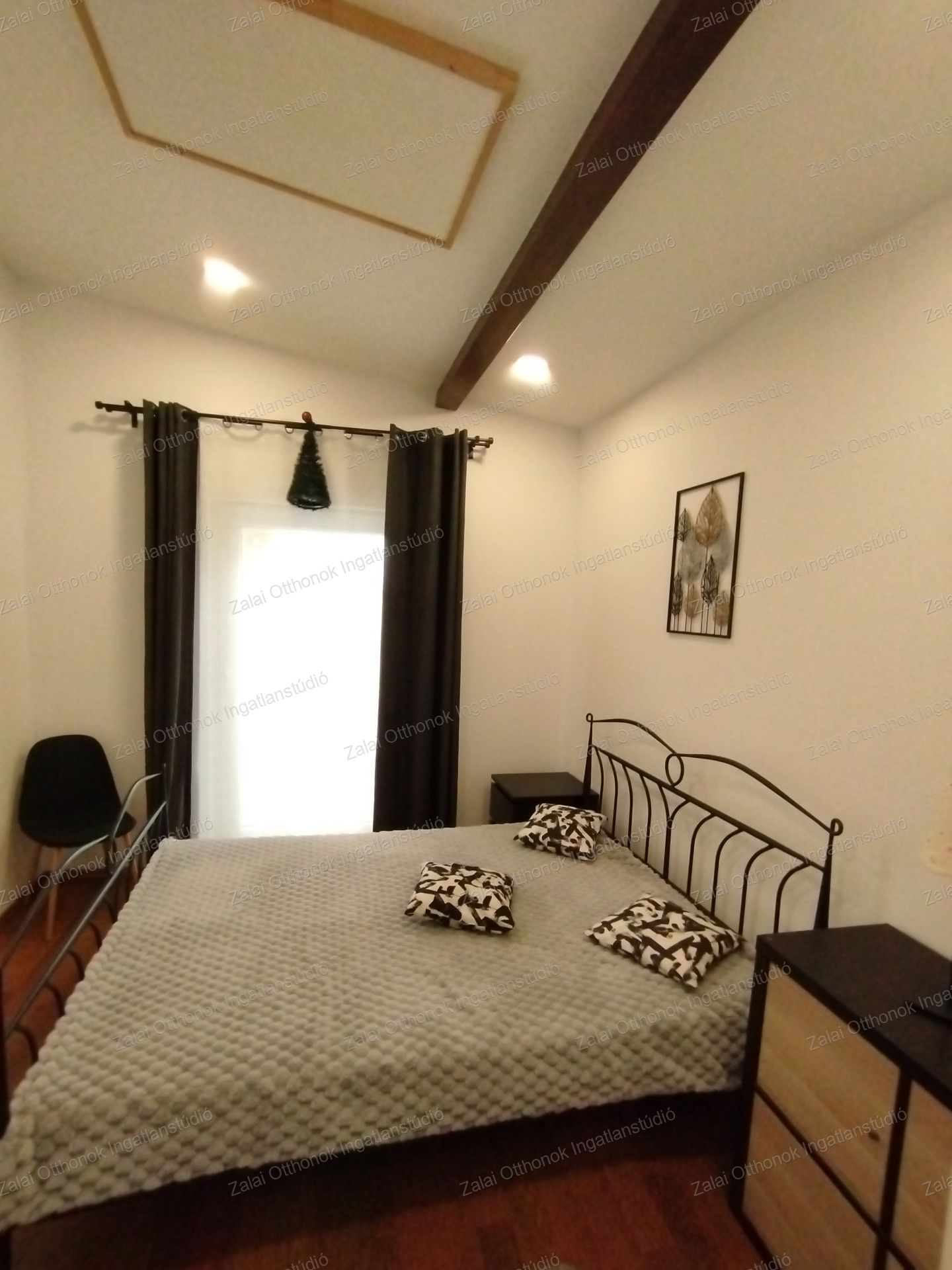 A fájl már létezik a célhelyen: import/kepek/vizjeles_5538054.jpg
For sale recreational home, summer house Balatonberény  115 m<sup>2</sup> 124.9 millió Ft