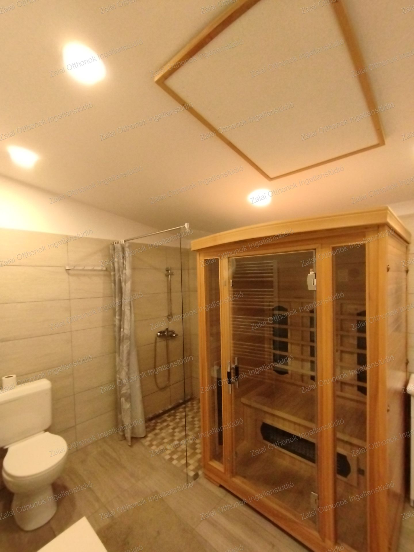 A fájl már létezik a célhelyen: import/kepek/vizjeles_5538063.jpg
For sale recreational home, summer house Balatonberény  115 m<sup>2</sup> 124.9 millió Ft
