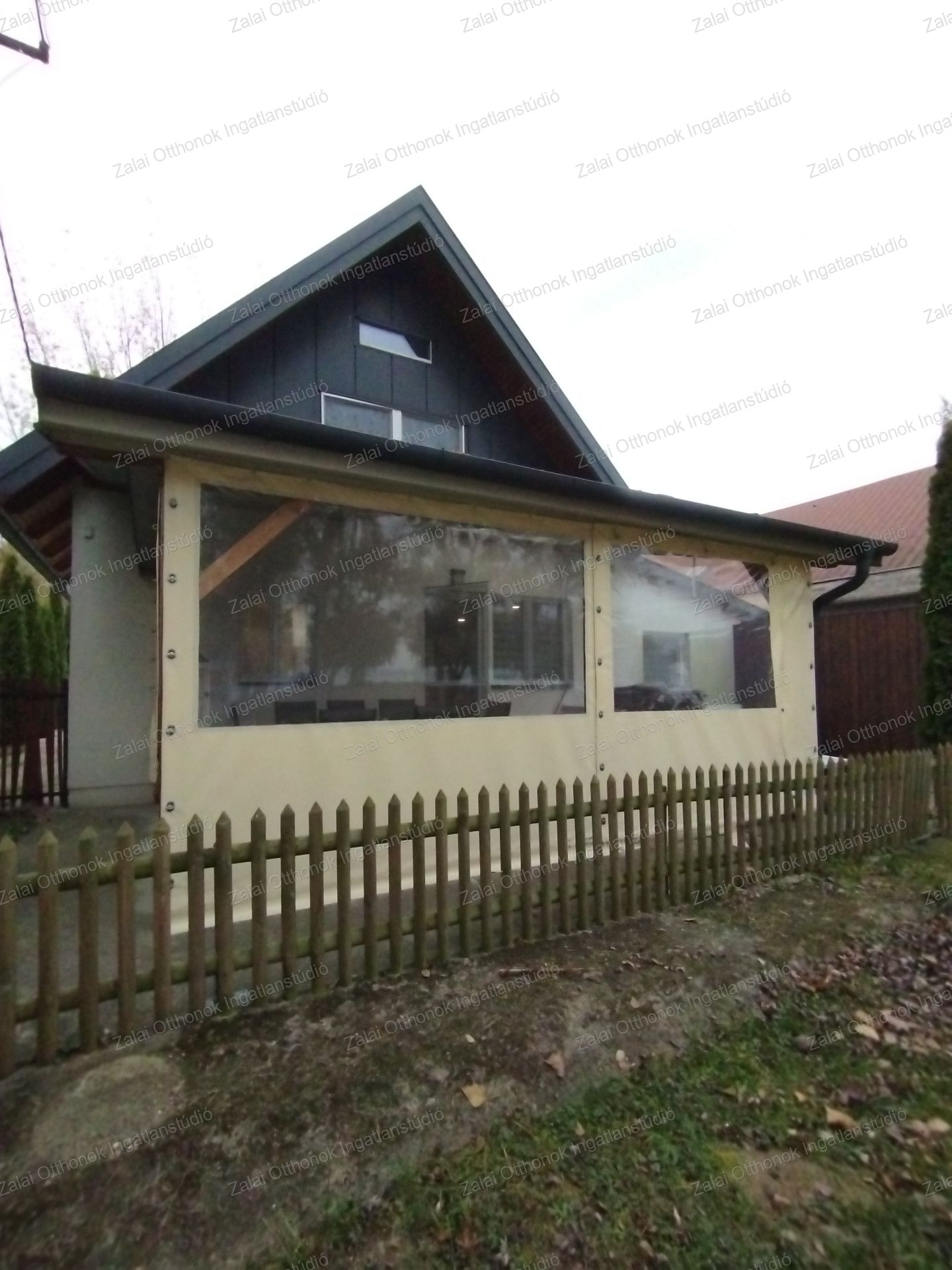 A fájl már létezik a célhelyen: import/kepek/vizjeles_5538066.jpg
For sale recreational home, summer house Balatonberény  115 m<sup>2</sup> 124.9 millió Ft