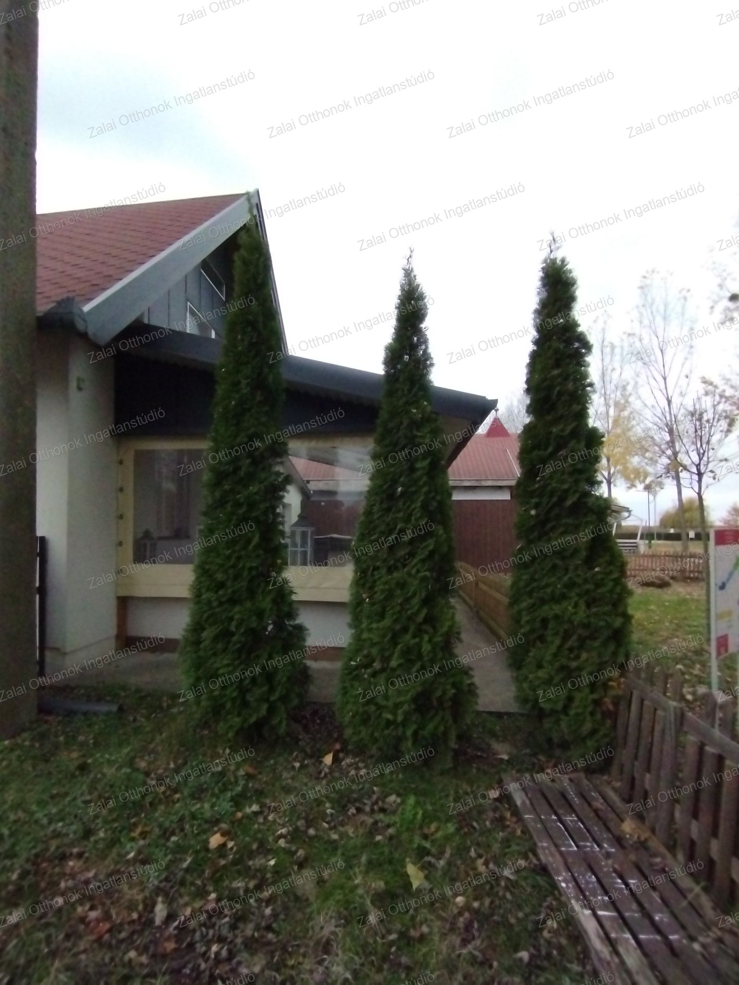 A fájl már létezik a célhelyen: import/kepek/vizjeles_5538068.jpg
For sale recreational home, summer house Balatonberény  115 m<sup>2</sup> 124.9 millió Ft