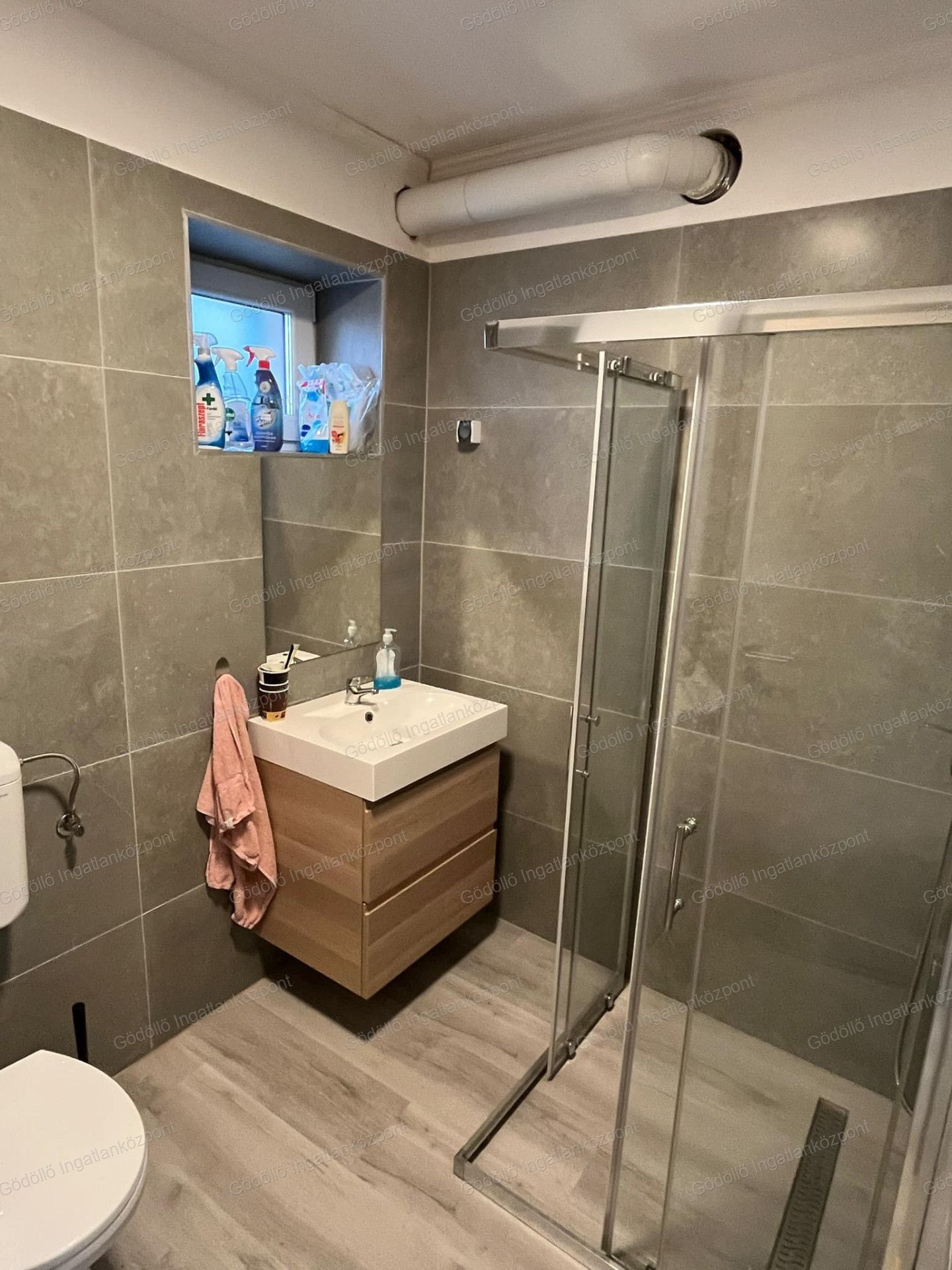 A fájl már létezik a célhelyen: import/kepek/vizjeles_5542901.jpg
Eladó Családi ház Poroszló  102 m<sup>2</sup> 58 millió Ft