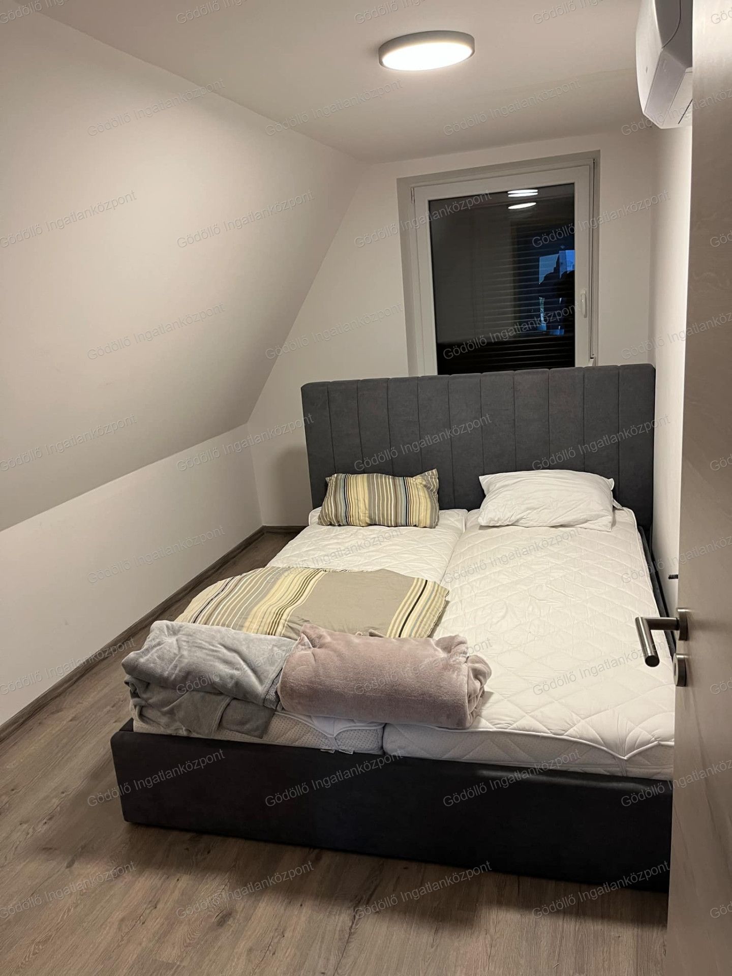 A fájl már létezik a célhelyen: import/kepek/vizjeles_5542905.jpg
Eladó Családi ház Poroszló  102 m<sup>2</sup> 58 millió Ft