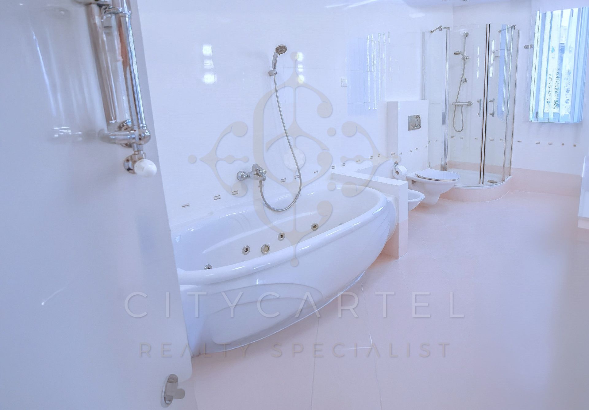 A fájl már létezik a célhelyen: import/kepek/vizjeles_5547897.jpg
Eladó Téglalakás Budapest, XII. kerület  253 m<sup>2</sup> 530 millió Ft
