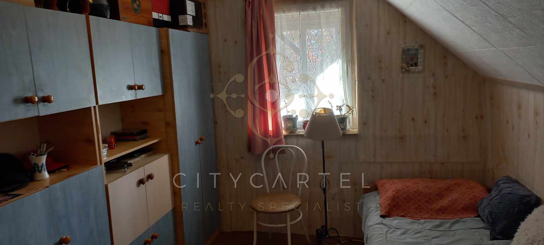A fájl már létezik a célhelyen: import/kepek/vizjeles_5572389.jpg
Eladó Családi ház Siófok  140 m<sup>2</sup> 89.9 millió Ft