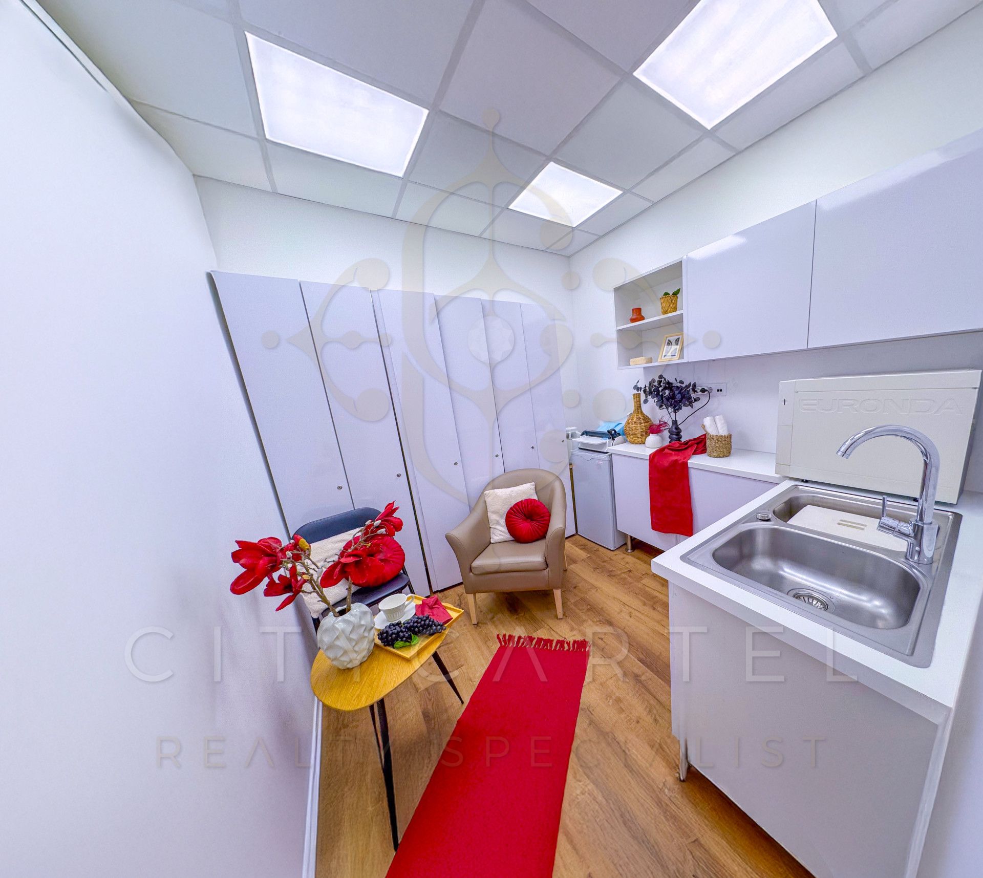 A fájl már létezik a célhelyen: import/kepek/vizjeles_5579892.jpg
For sale retail space Budapest, II. kerület  184 m<sup>2</sup> 219.9 millió Ft