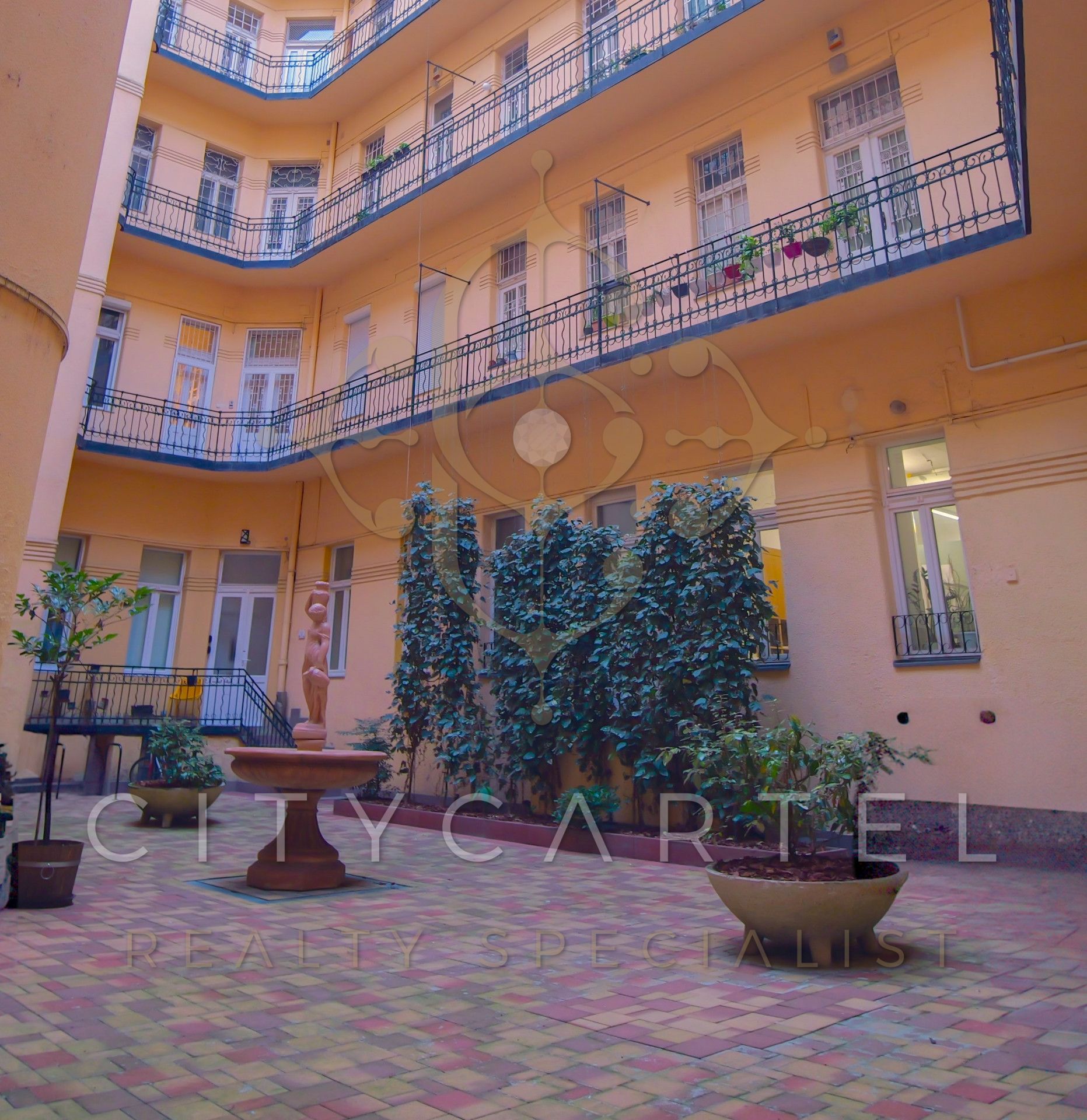A fájl már létezik a célhelyen: import/kepek/vizjeles_5581337.jpg
For sale retail space Budapest, II. kerület  184 m<sup>2</sup> 219.9 millió Ft