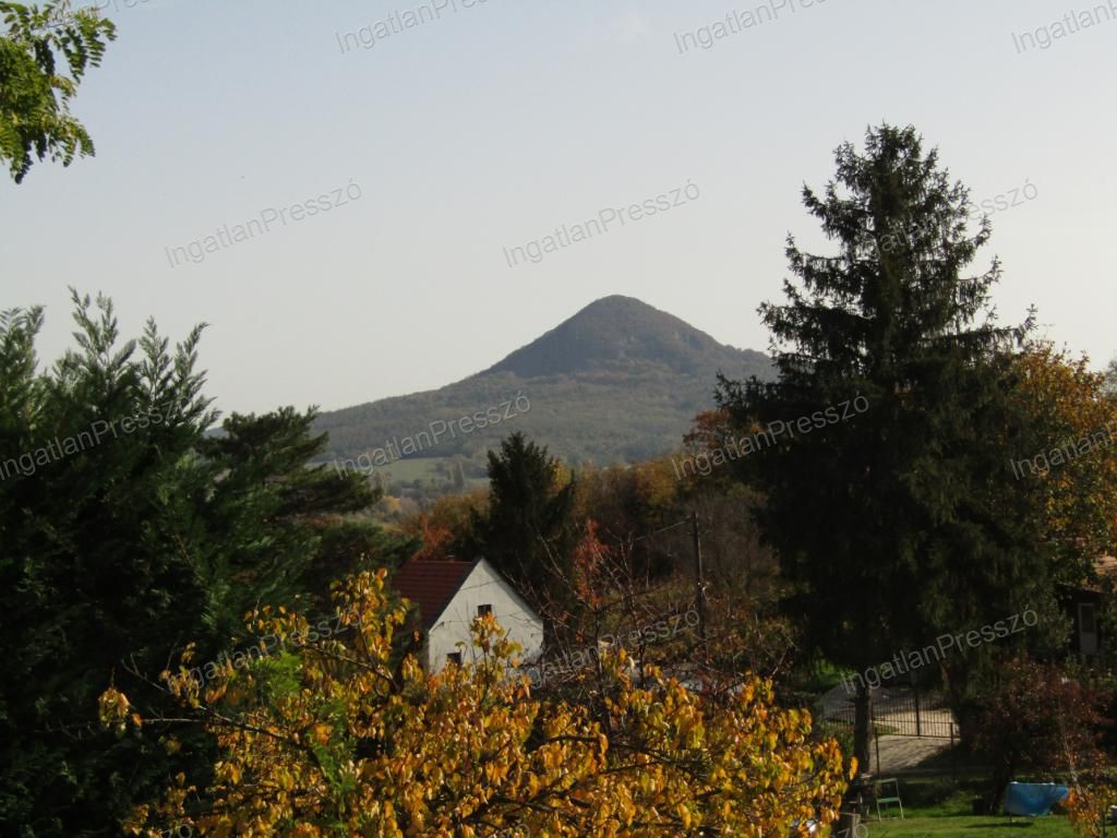 A fájl már létezik a célhelyen: import/kepek/vizjeles_5586684.jpg
Eladó nyaraló Kisapáti  95 m<sup>2</sup> 74 millió Ft