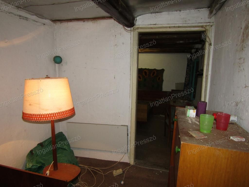 A fájl már létezik a célhelyen: import/kepek/vizjeles_5586702.jpg
Eladó nyaraló Kisapáti  95 m<sup>2</sup> 74 millió Ft