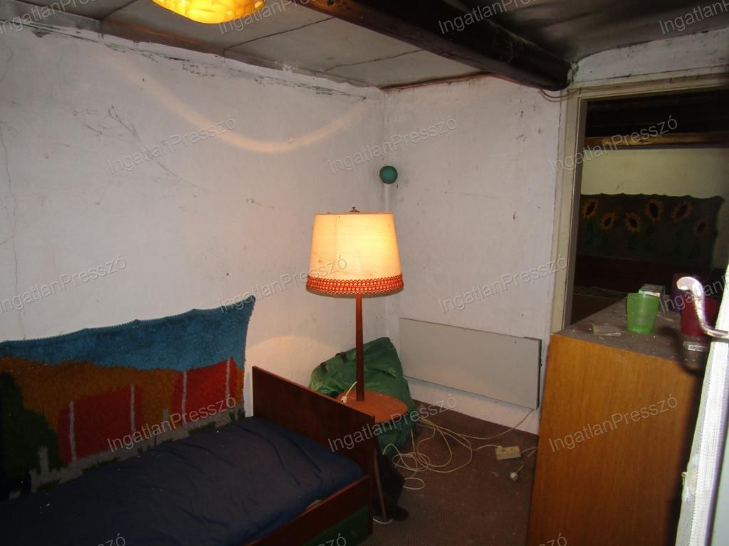 A fájl már létezik a célhelyen: import/kepek/vizjeles_5586718.jpg
Eladó nyaraló Kisapáti  95 m<sup>2</sup> 74 millió Ft