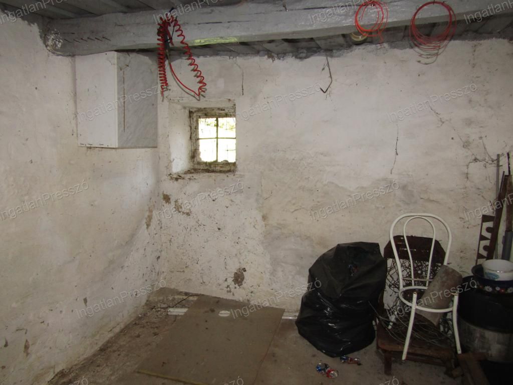 A fájl már létezik a célhelyen: import/kepek/vizjeles_5586721.jpg
Eladó nyaraló Kisapáti  95 m<sup>2</sup> 74 millió Ft