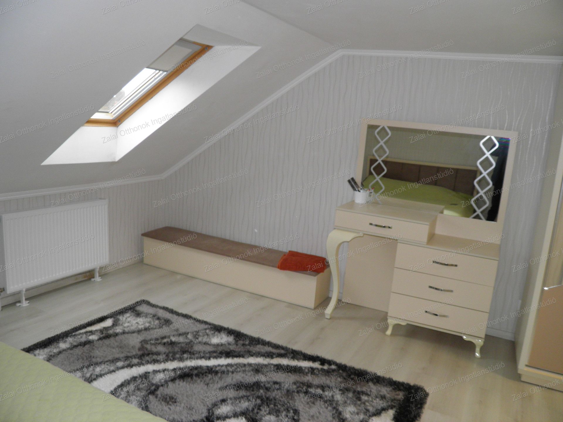 A fájl már létezik a célhelyen: import/kepek/vizjeles_5591220.jpg
For sale Terraced house Hévíz  195 m<sup>2</sup> 125 millió Ft