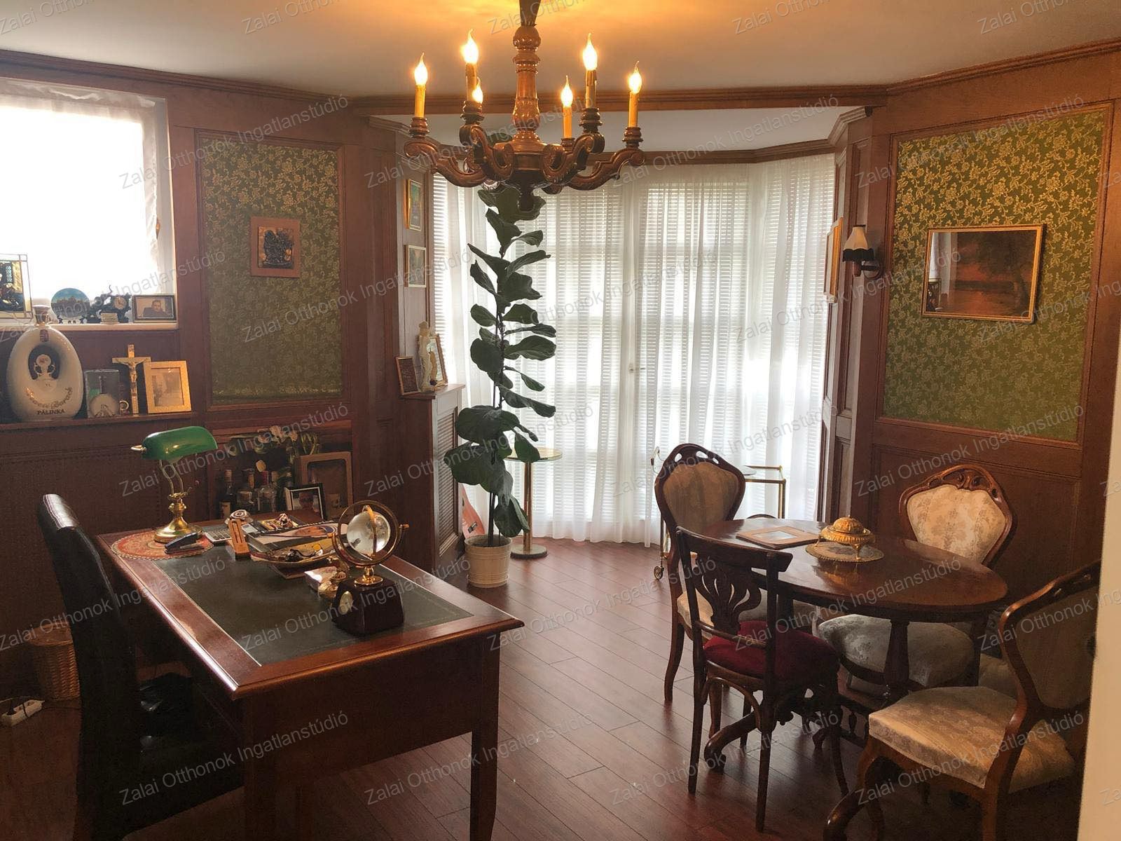 A fájl már létezik a célhelyen: import/kepek/vizjeles_5592940.jpg
For sale house Hévíz  500 m<sup>2</sup> 260 millió Ft