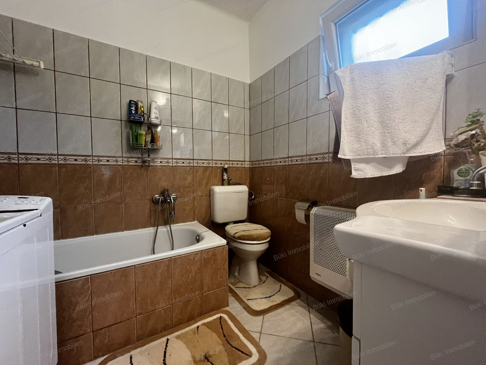 A fájl már létezik a célhelyen: import/kepek/vizjeles_5600233.jpg
For sale house Miskolc  114 m<sup>2</sup> 68.5 millió Ft