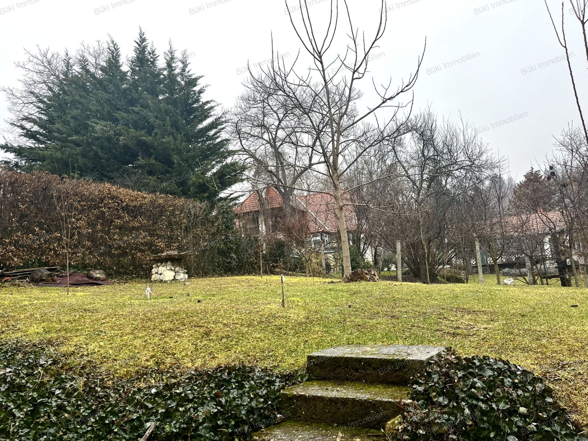 A fájl már létezik a célhelyen: import/kepek/vizjeles_5600238.jpg
For sale house Miskolc  114 m<sup>2</sup> 68.5 millió Ft