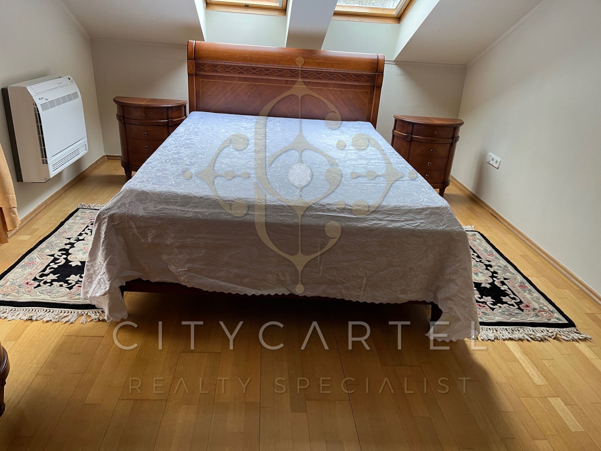 A fájl már létezik a célhelyen: import/kepek/vizjeles_5605840.jpg
For sale flat Budapest, XII. kerület  140 m<sup>2</sup> 2500 EUR