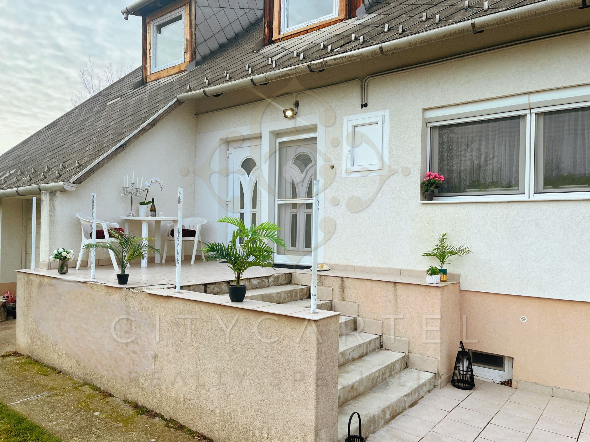 A fájl már létezik a célhelyen: import/kepek/vizjeles_5607243.jpg
For sale house Aszófő  210 m<sup>2</sup> 150 millió Ft