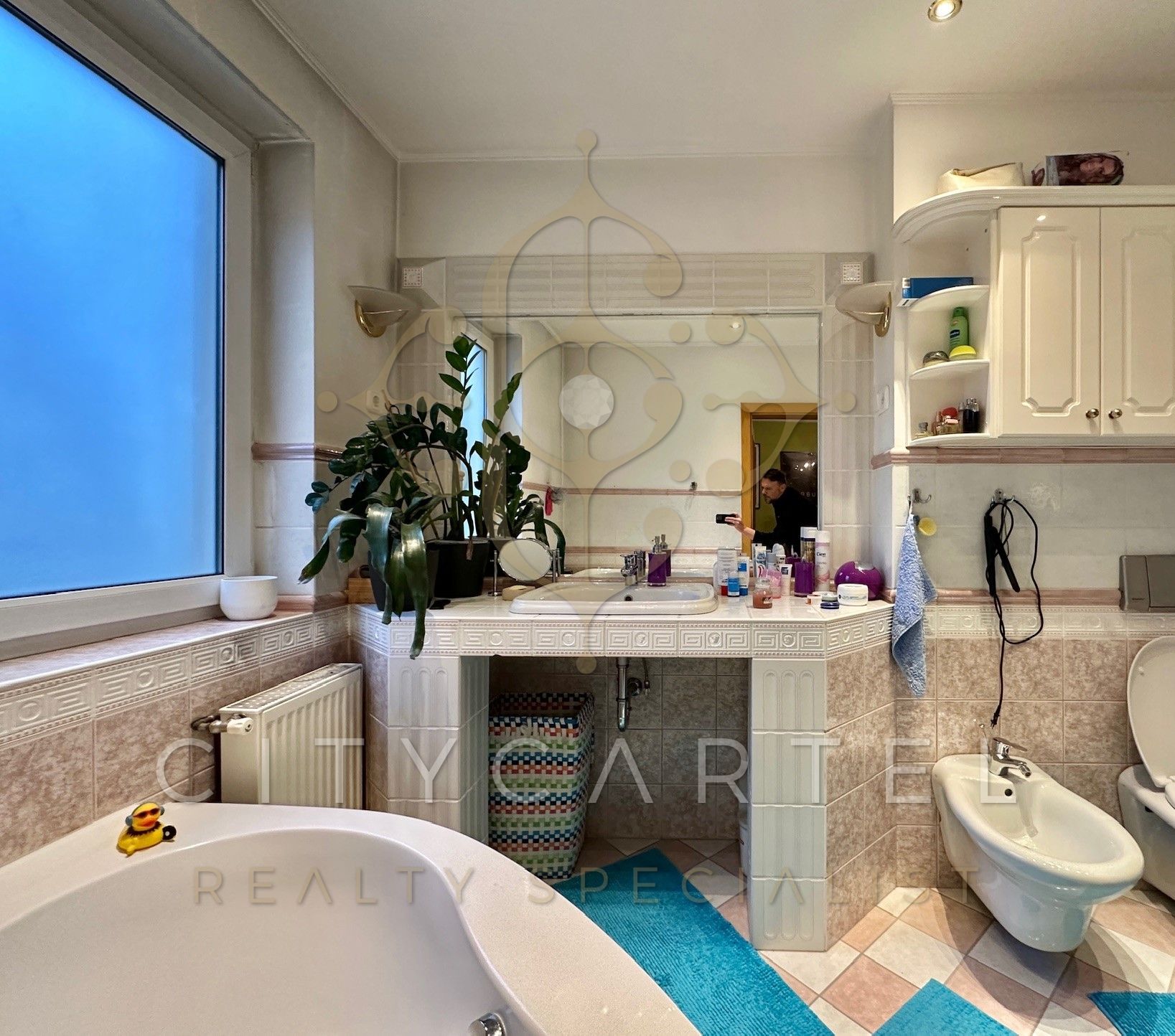A fájl már létezik a célhelyen: import/kepek/vizjeles_5607736.jpg
For sale flat Budapest, II. kerület  193 m<sup>2</sup> 4000 EUR