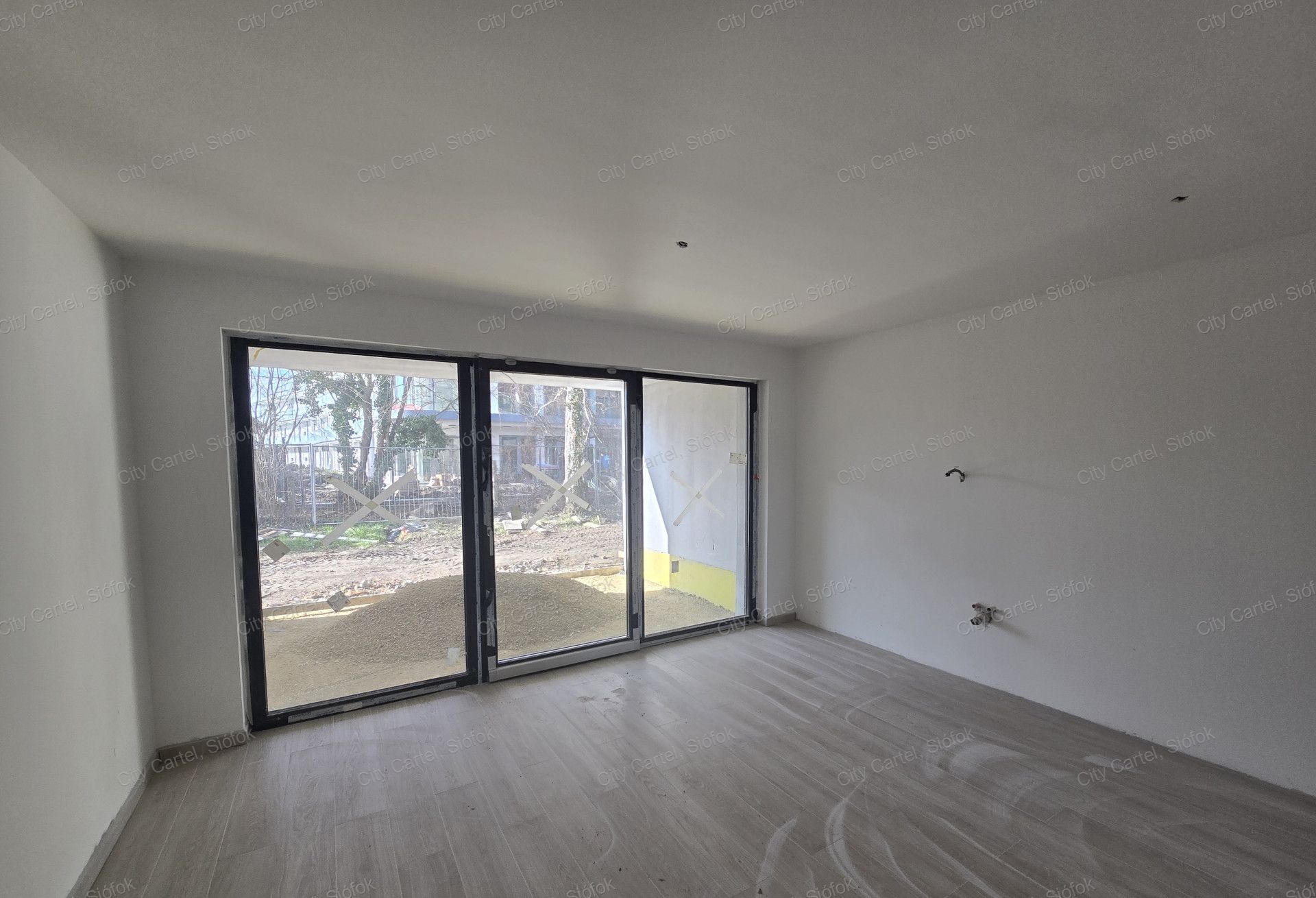 A fájl már létezik a célhelyen: import/kepek/vizjeles_5608323.jpg
For sale flat Balatonszemes  63 m<sup>2</sup> 129.9 millió Ft