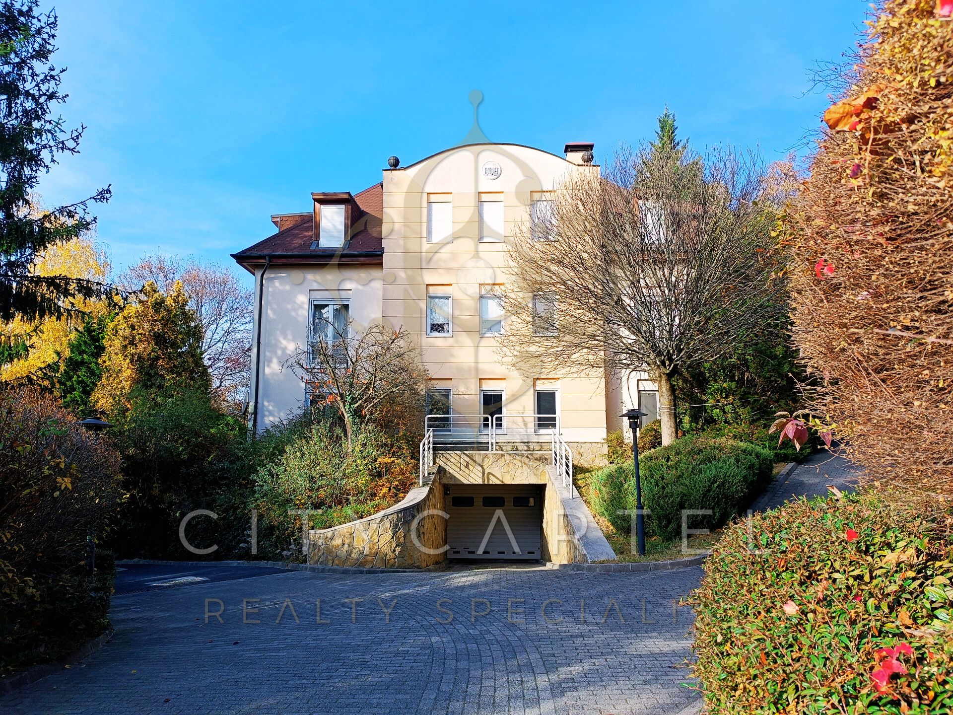 A fájl már létezik a célhelyen: import/kepek/vizjeles_5612789.jpg
For sale flat Budapest, II. kerület  193 m<sup>2</sup> 4000 EUR