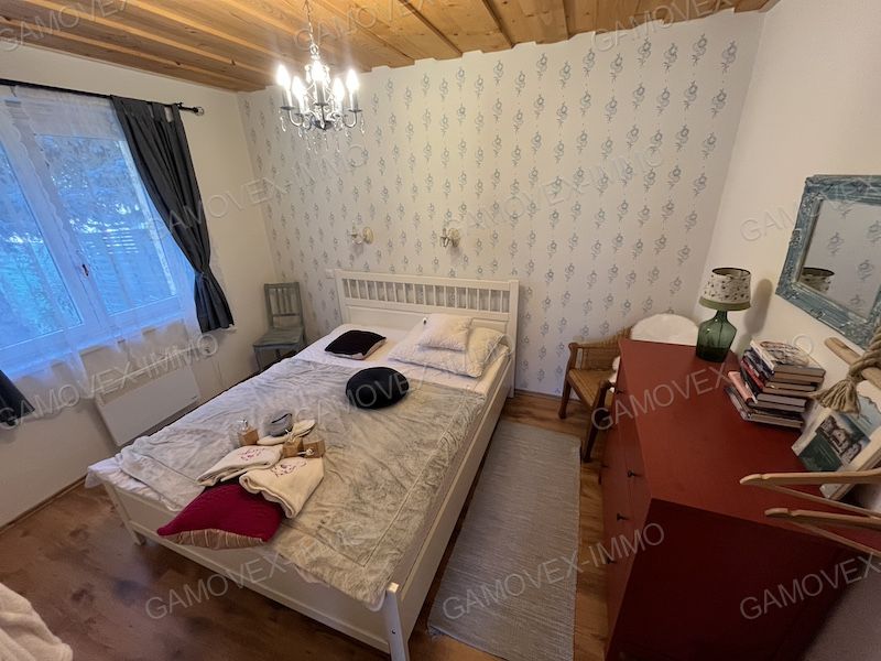 A fájl már létezik a célhelyen: import/kepek/vizjeles_5615833.jpg
Eladó Családi ház Kőröshegy  105 m<sup>2</sup> 169.499 millió Ft