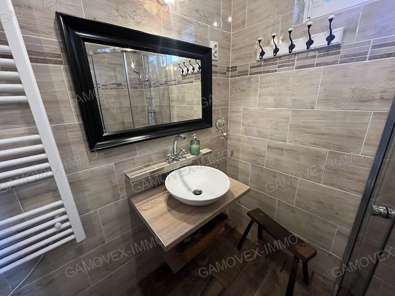 A fájl már létezik a célhelyen: import/kepek/vizjeles_5615838.jpg
Eladó Családi ház Kőröshegy  105 m<sup>2</sup> 169.499 millió Ft