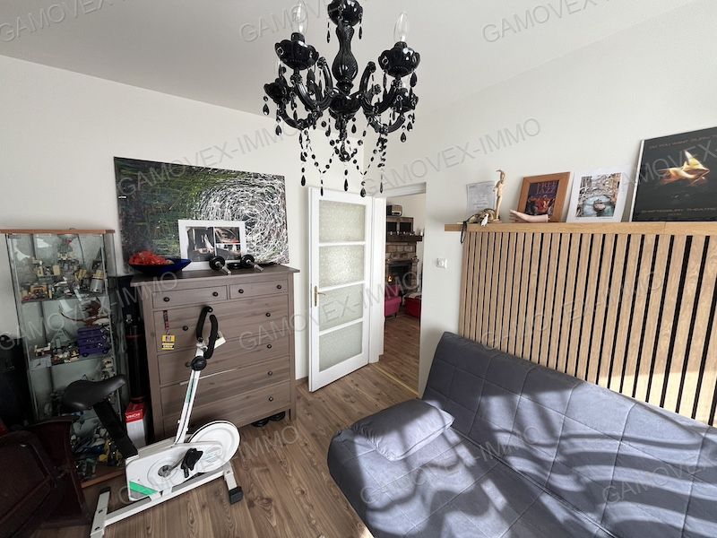 A fájl már létezik a célhelyen: import/kepek/vizjeles_5615846.jpg
Eladó Családi ház Kőröshegy  105 m<sup>2</sup> 169.499 millió Ft