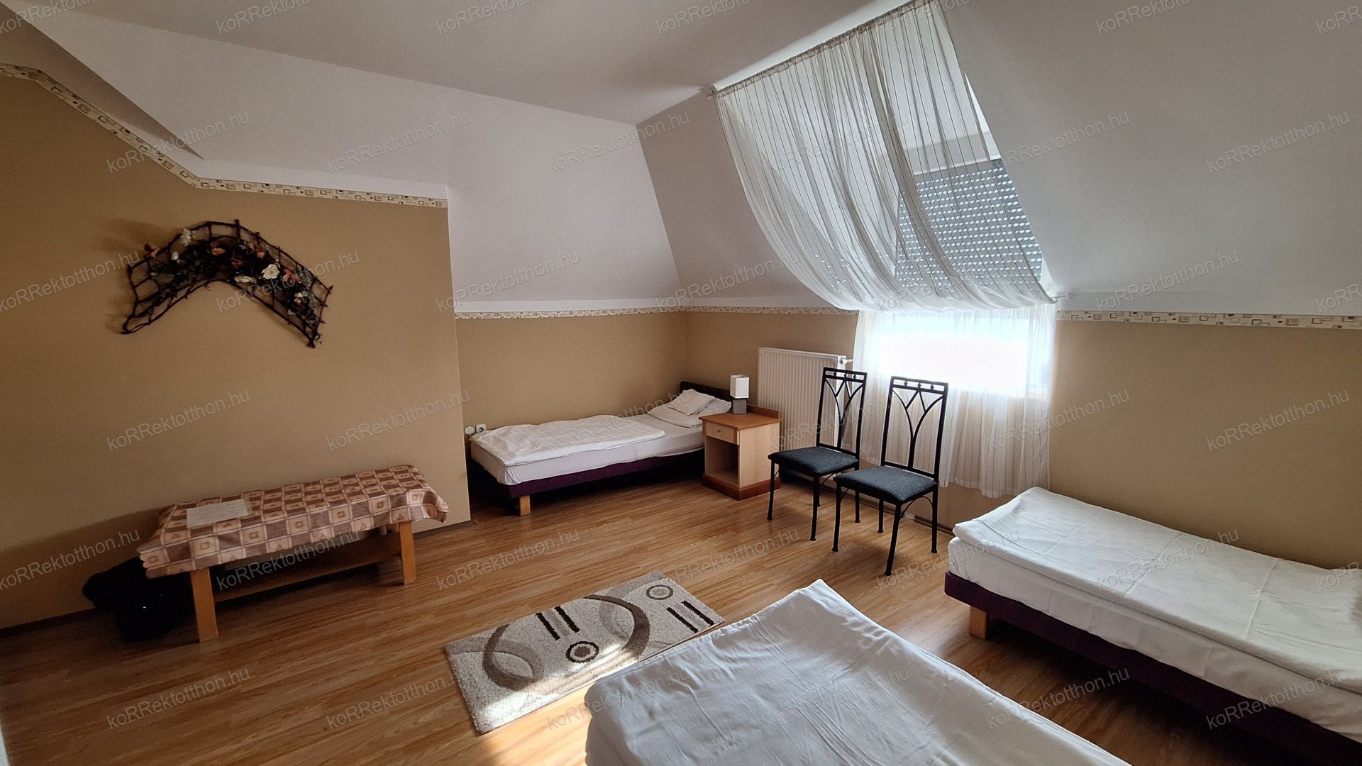 A fájl már létezik a célhelyen: import/kepek/vizjeles_5623400.jpg
Eladó Szálloda, panzió Alattyán  168 m<sup>2</sup> 49.499 millió Ft