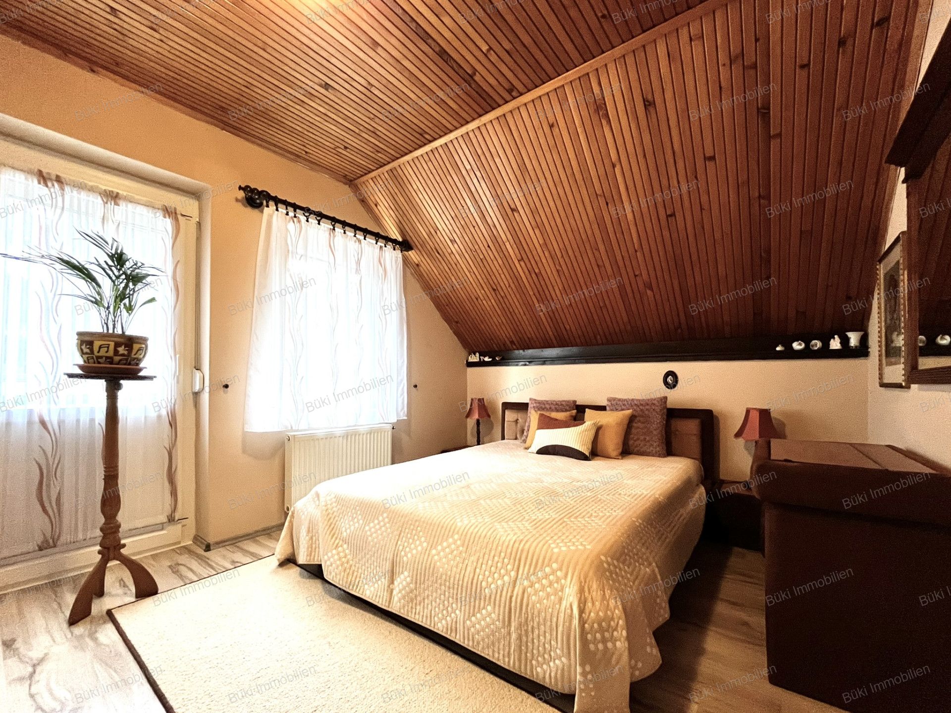 A fájl már létezik a célhelyen: import/kepek/vizjeles_5626301.jpg
For sale house Miskolc  109 m<sup>2</sup> 49.9 millió Ft