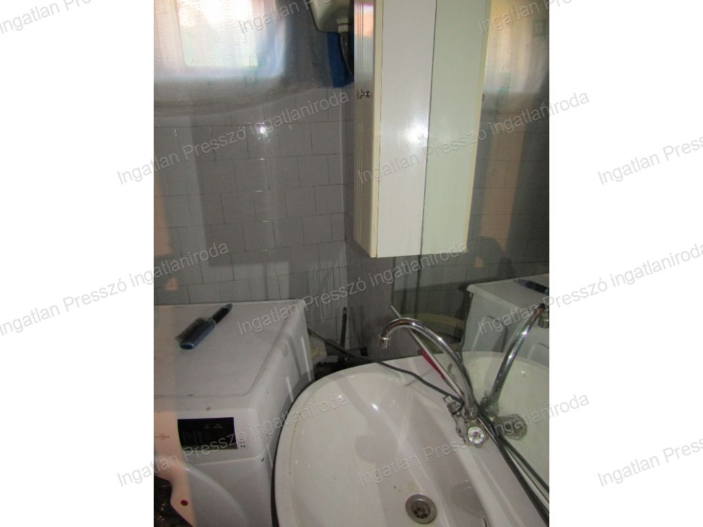 A fájl már létezik a célhelyen: import/kepek/vizjeles_5645063.jpg
Eladó Családi ház Gógánfa  90 m<sup>2</sup> 6.9 millió Ft