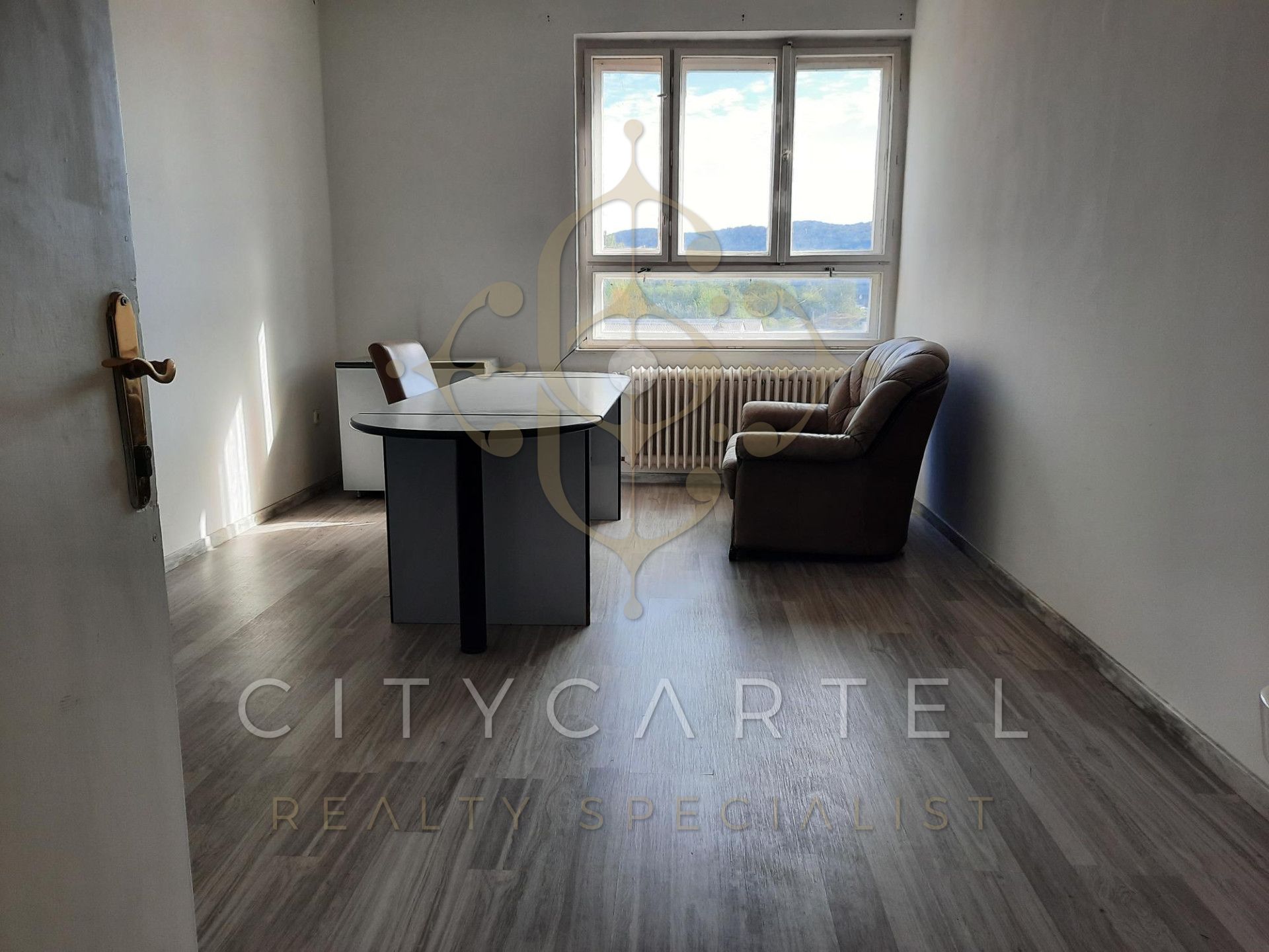 A fájl már létezik a célhelyen: import/kepek/vizjeles_5645269.jpg
For sale Office in office building A Solymár  30 m<sup>2</sup> 100000 millió Ft