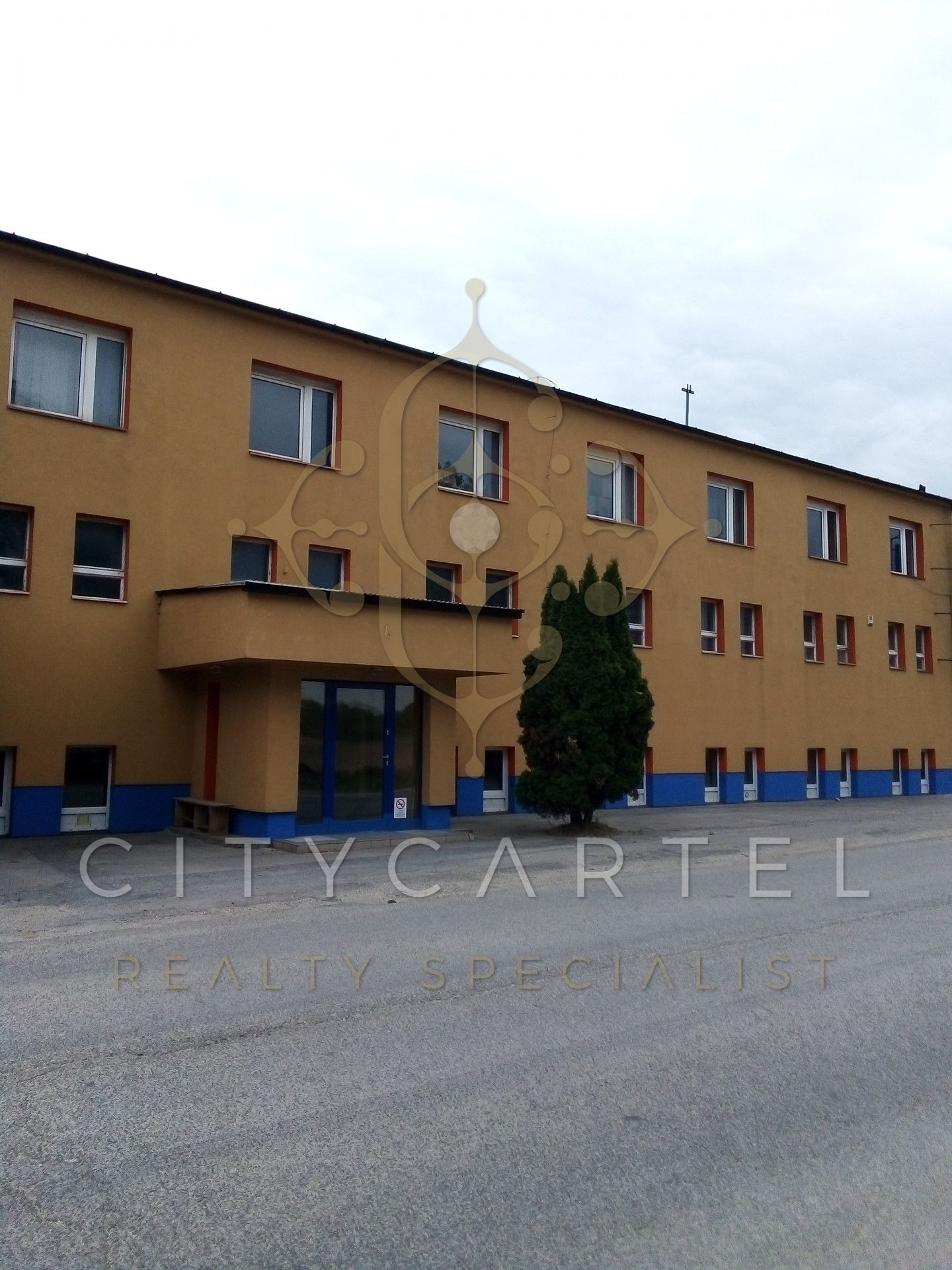 A fájl már létezik a célhelyen: import/kepek/vizjeles_5645345.jpg
For sale Workshop Solymár  141 m<sup>2</sup> 0.425 millió Ft