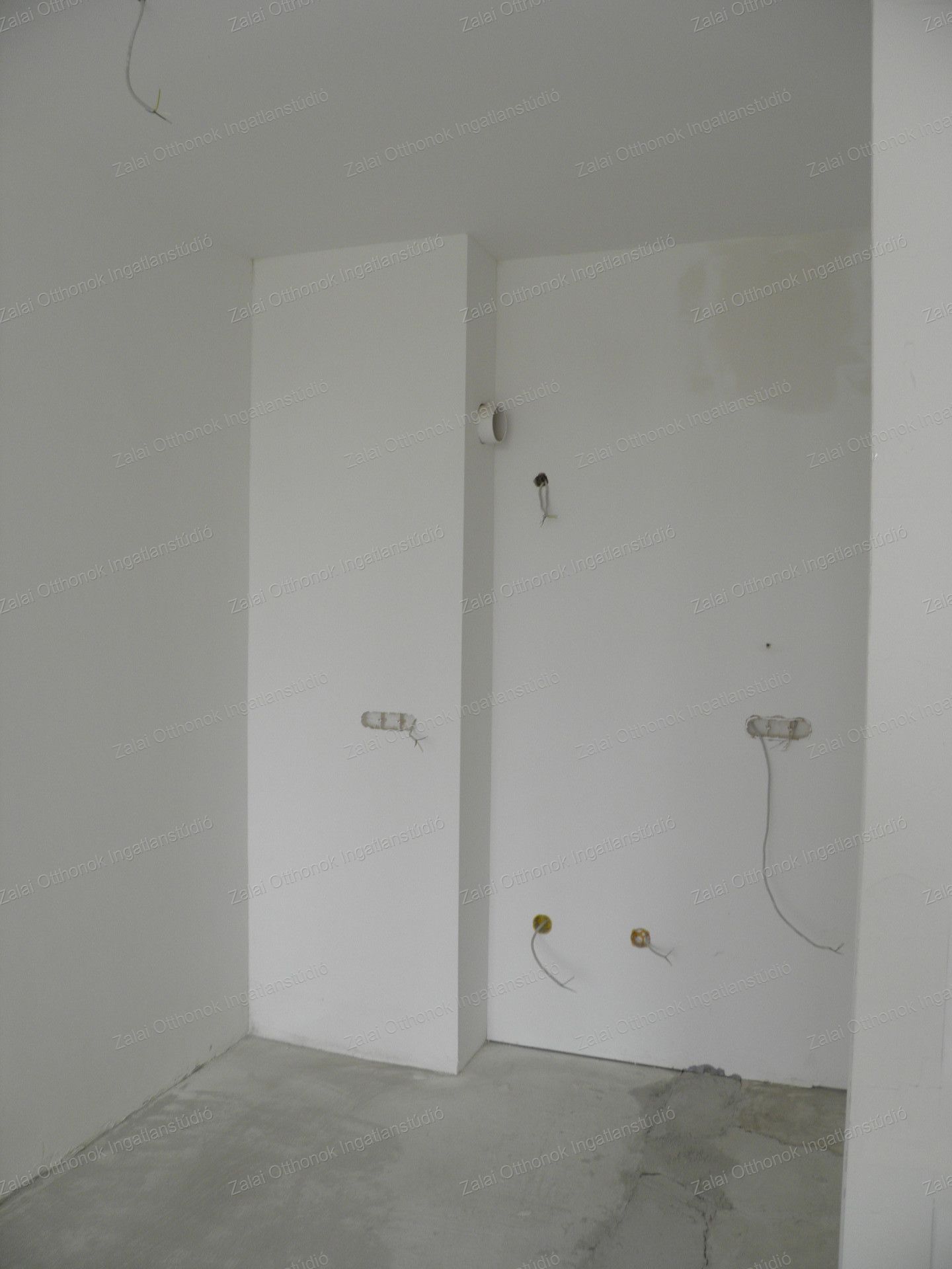 A fájl már létezik a célhelyen: import/kepek/vizjeles_5647081.jpg
For sale recreational home, summer house Balatonberény  44 m<sup>2</sup> 49.9 millió Ft