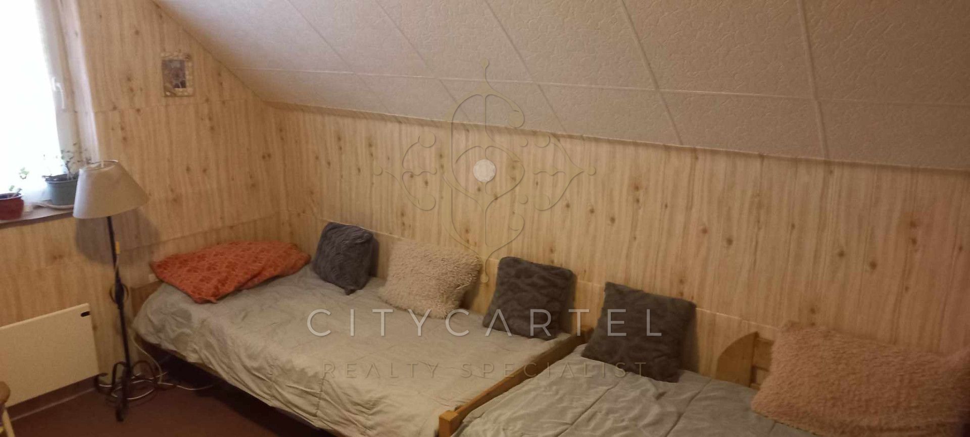 A fájl már létezik a célhelyen: import/kepek/vizjeles_5649647.jpg
Eladó Családi ház Siófok  140 m<sup>2</sup> 89.9 millió Ft
