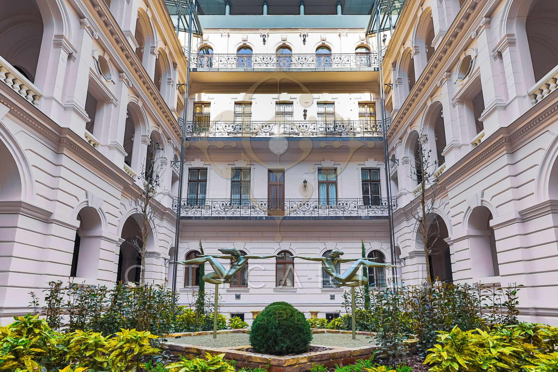 A fájl már létezik a célhelyen: import/kepek/vizjeles_5649985.jpg
Eladó Téglalakás Budapest, VI. kerület  104 m<sup>2</sup> 410 millió Ft