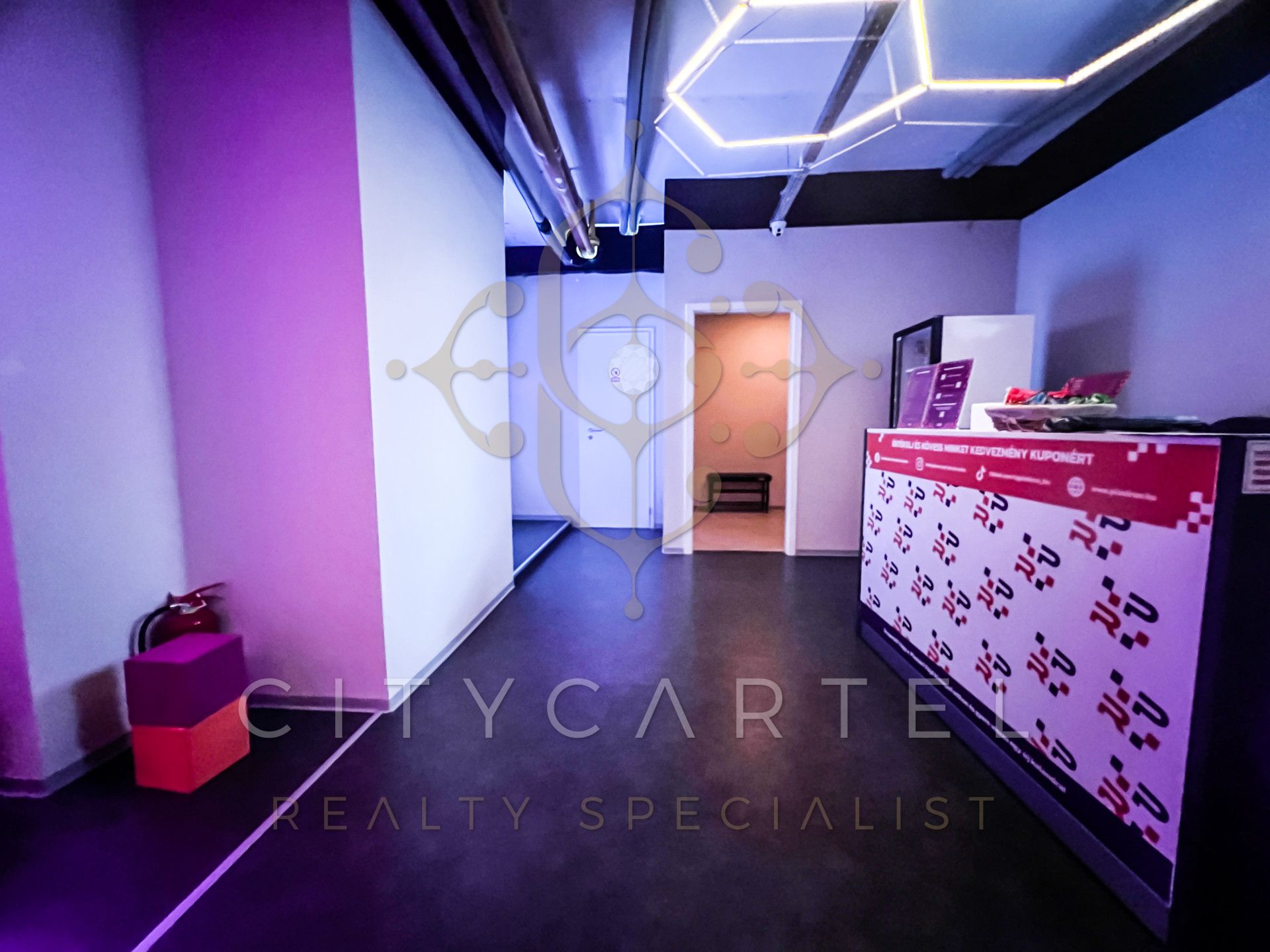 A fájl már létezik a célhelyen: import/kepek/vizjeles_5653175.jpg
For sale retail space Budapest, IX. kerület  258 m<sup>2</sup> 125 millió Ft
