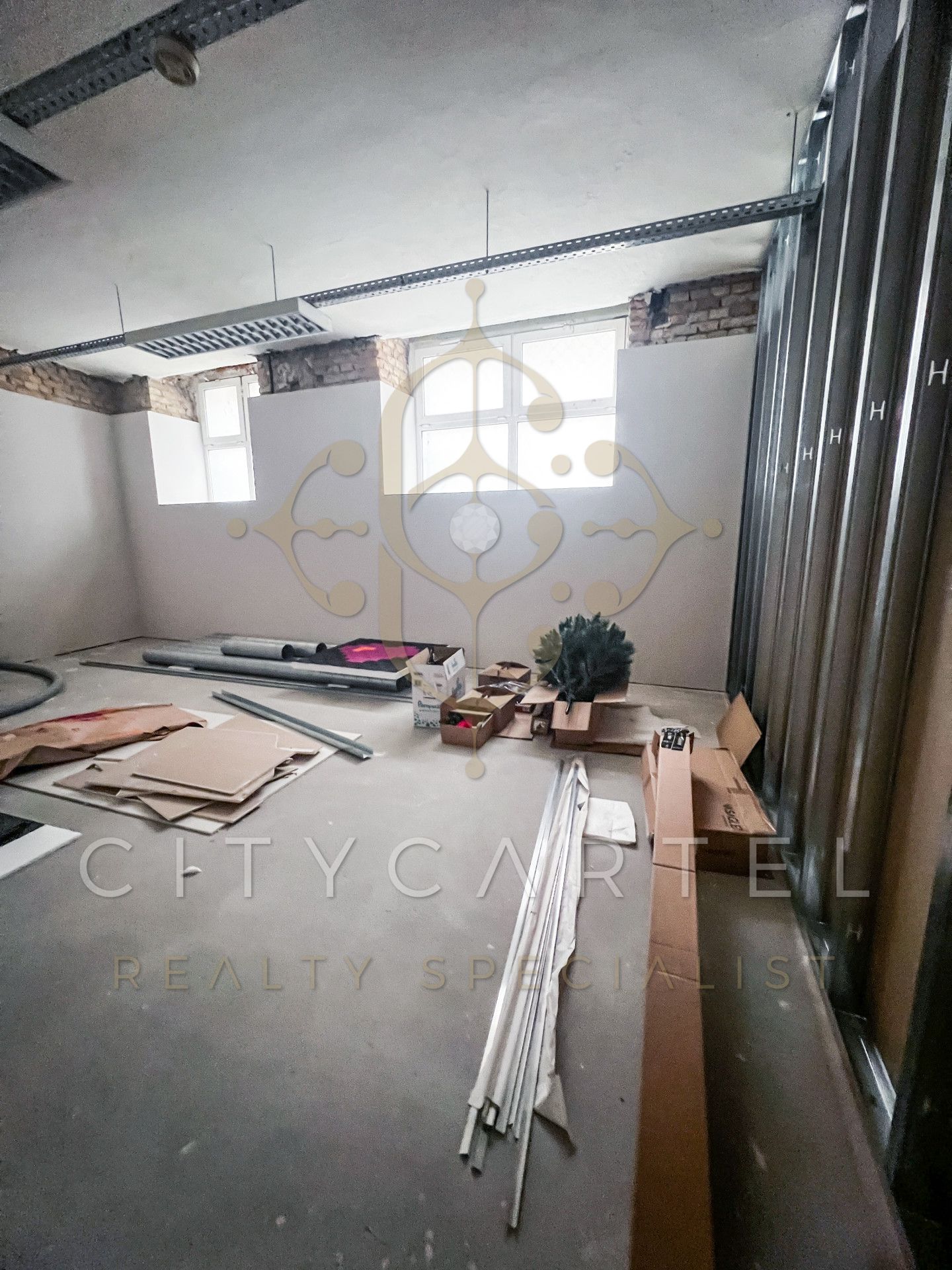A fájl már létezik a célhelyen: import/kepek/vizjeles_5653186.jpg
For sale retail space Budapest, IX. kerület  258 m<sup>2</sup> 125 millió Ft