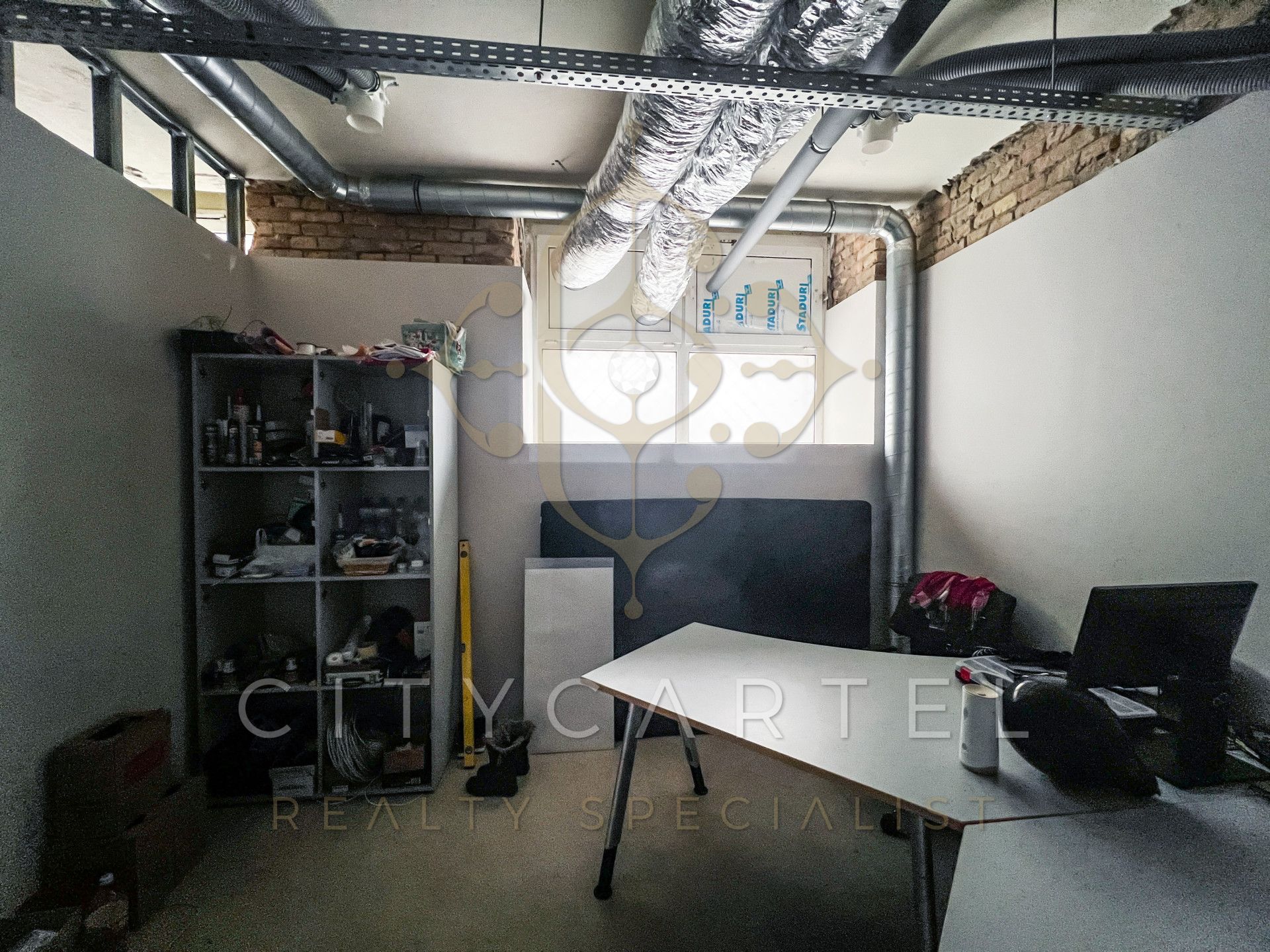 A fájl már létezik a célhelyen: import/kepek/vizjeles_5653189.jpg
For sale retail space Budapest, IX. kerület  258 m<sup>2</sup> 125 millió Ft