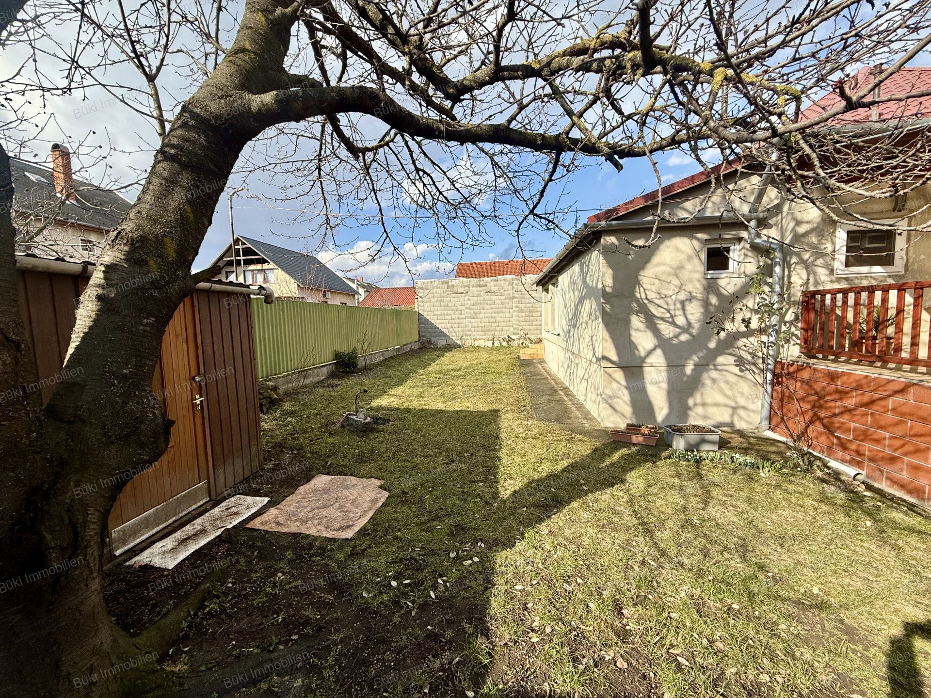 A fájl már létezik a célhelyen: import/kepek/vizjeles_5656539.jpg
For sale house Sátoraljaújhely  130 m<sup>2</sup> 54.9 millió Ft
